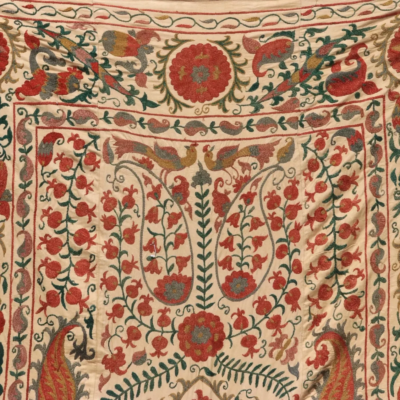 Uzbek handmade embroidery suzani. Bedspread, Bedcover, Wall hanging, Tapestry, Wall decor, Throw, tablecloth.