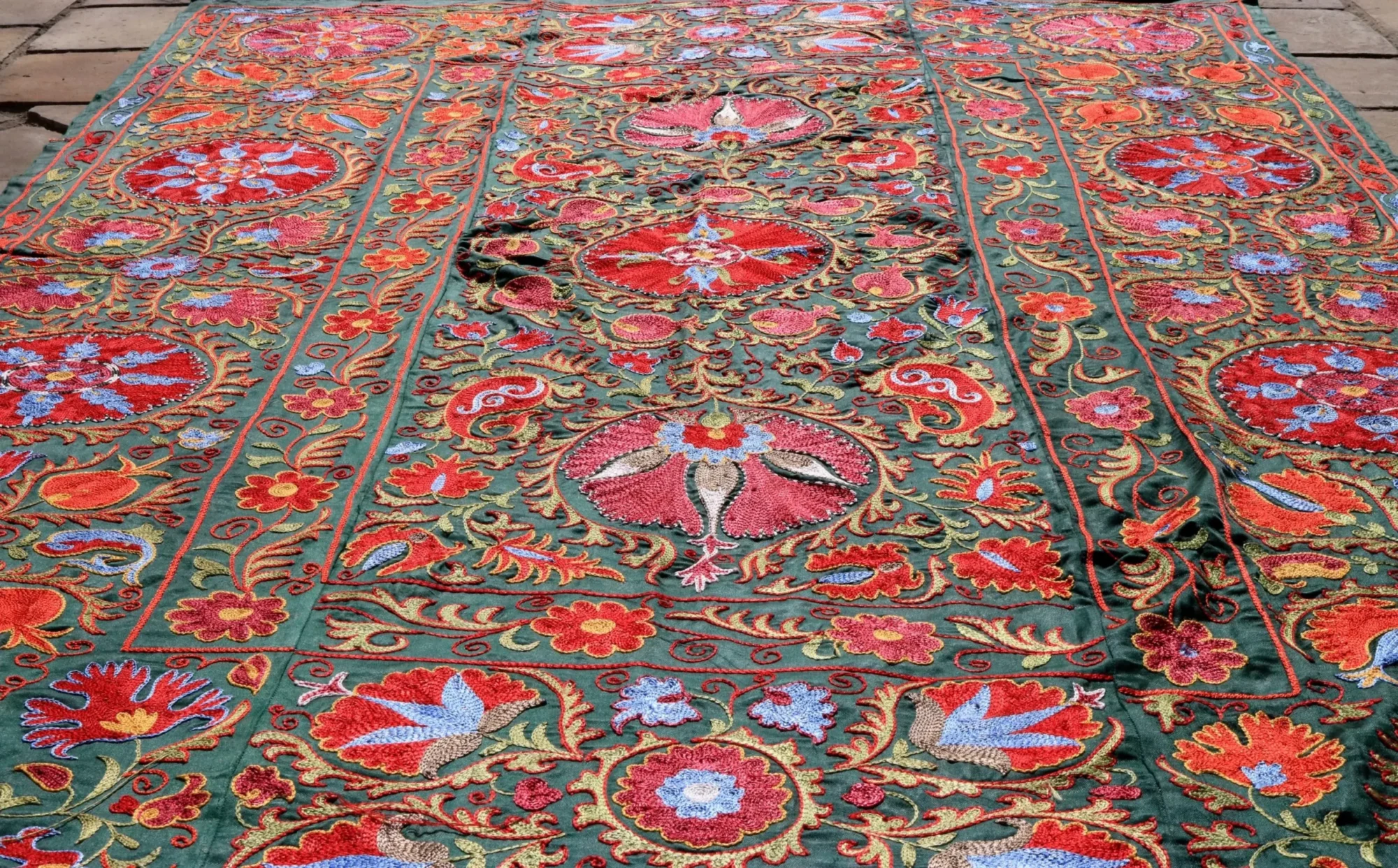 Uzbek handmade embroidery suzani. Bedspread, Bedcover, Wall hanging, Tapestry, Wall decor, Throw, tablecloth.