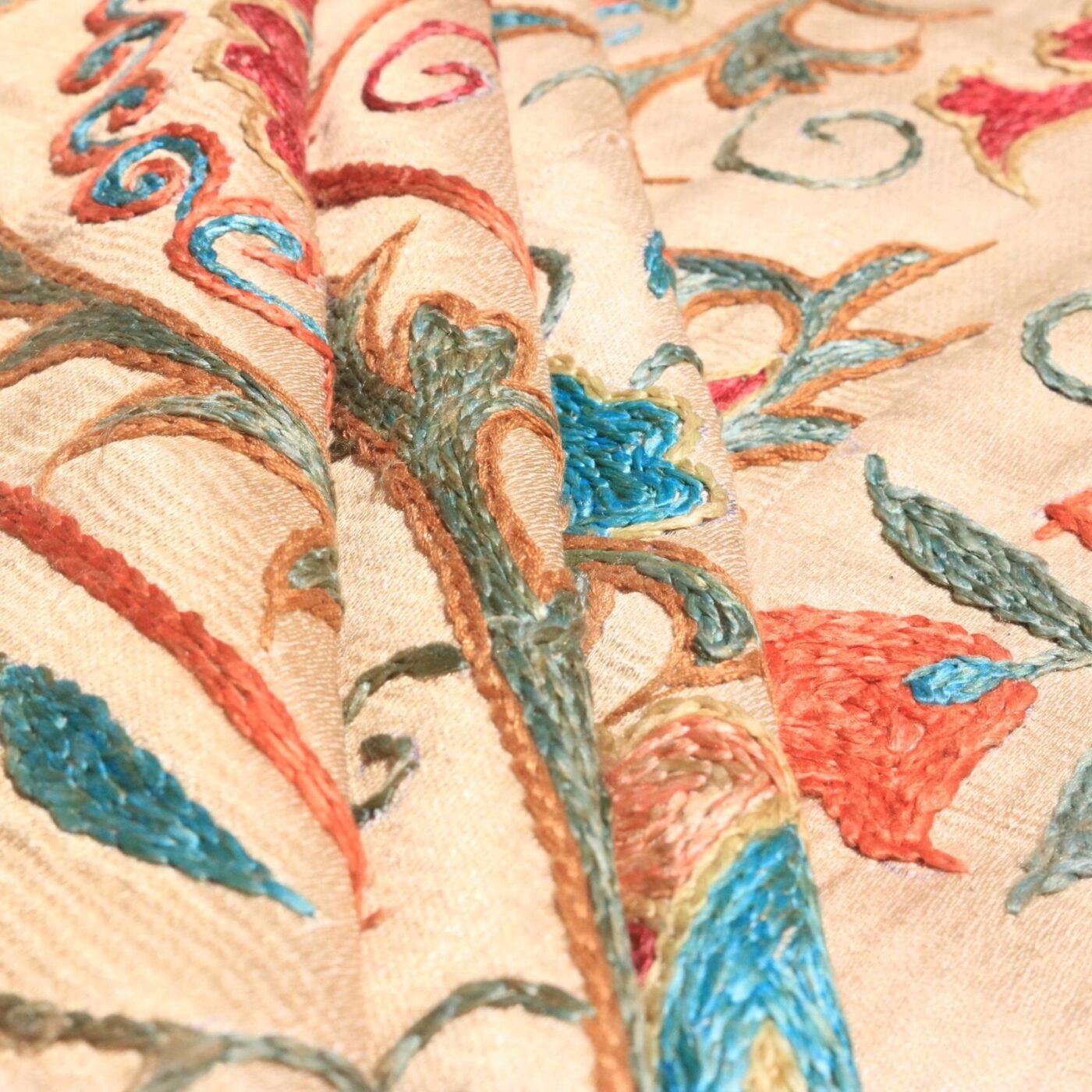 Uzbek handmade embroidery suzani. Bedspread, Bedcover, Wall hanging, Tapestry, Wall decor, Throw, tablecloth.