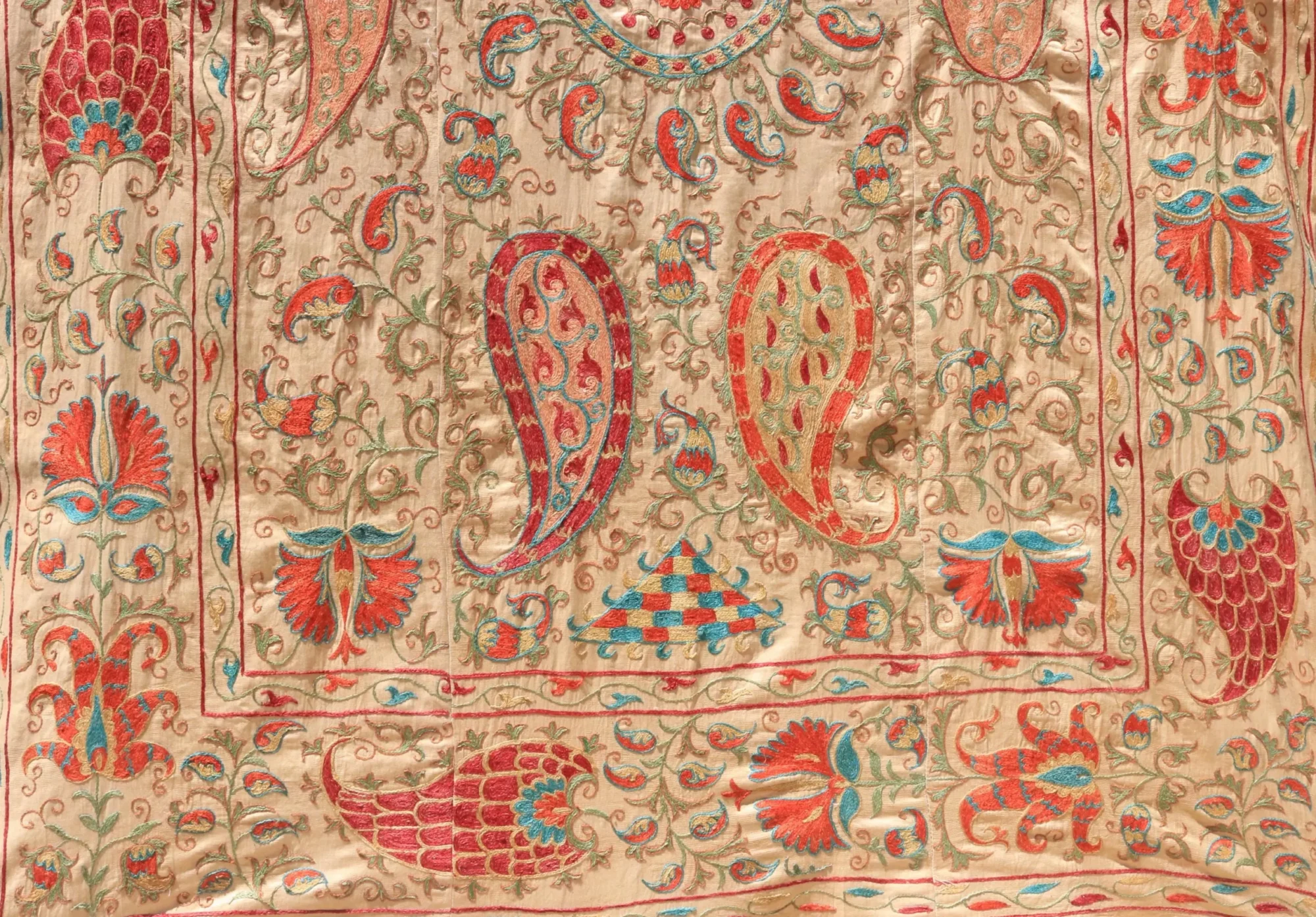 Uzbek handmade embroidery suzani. Bedspread, Bedcover, Wall hanging, Tapestry, Wall decor, Throw, tablecloth.