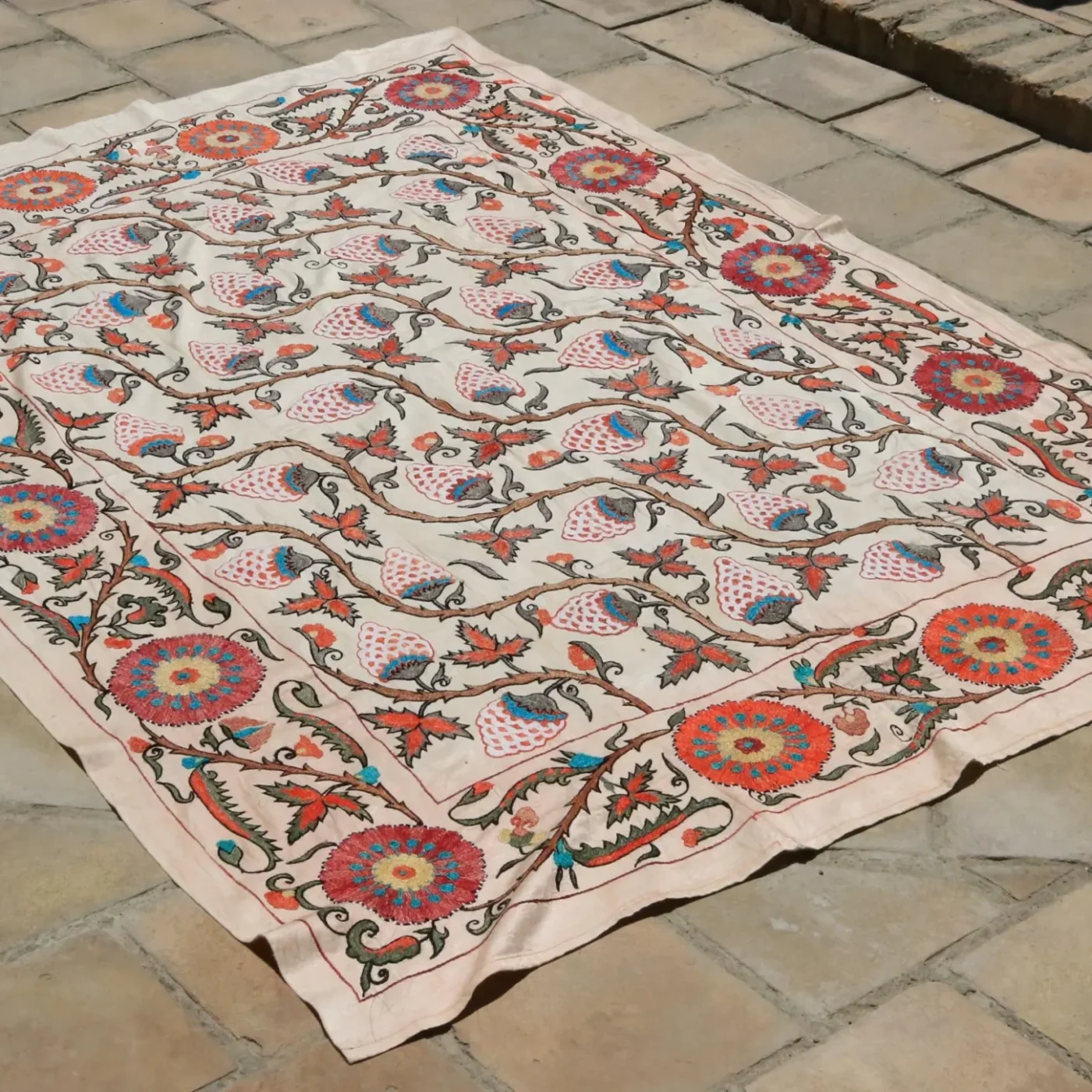 Uzbek handmade embroidery suzani. Bedspread, Bedcover, Wall hanging, Tapestry, Wall decor, Throw, tablecloth.