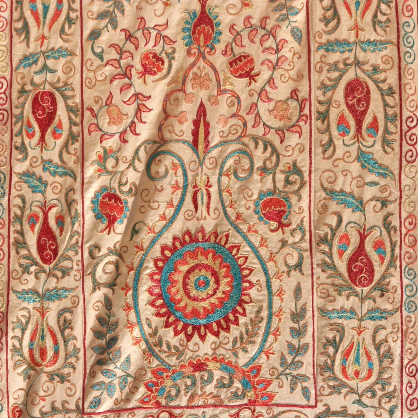 Uzbek handmade embroidery suzani. Bedspread, Bedcover, Wall hanging, Tapestry, Wall decor, Throw, tablecloth.