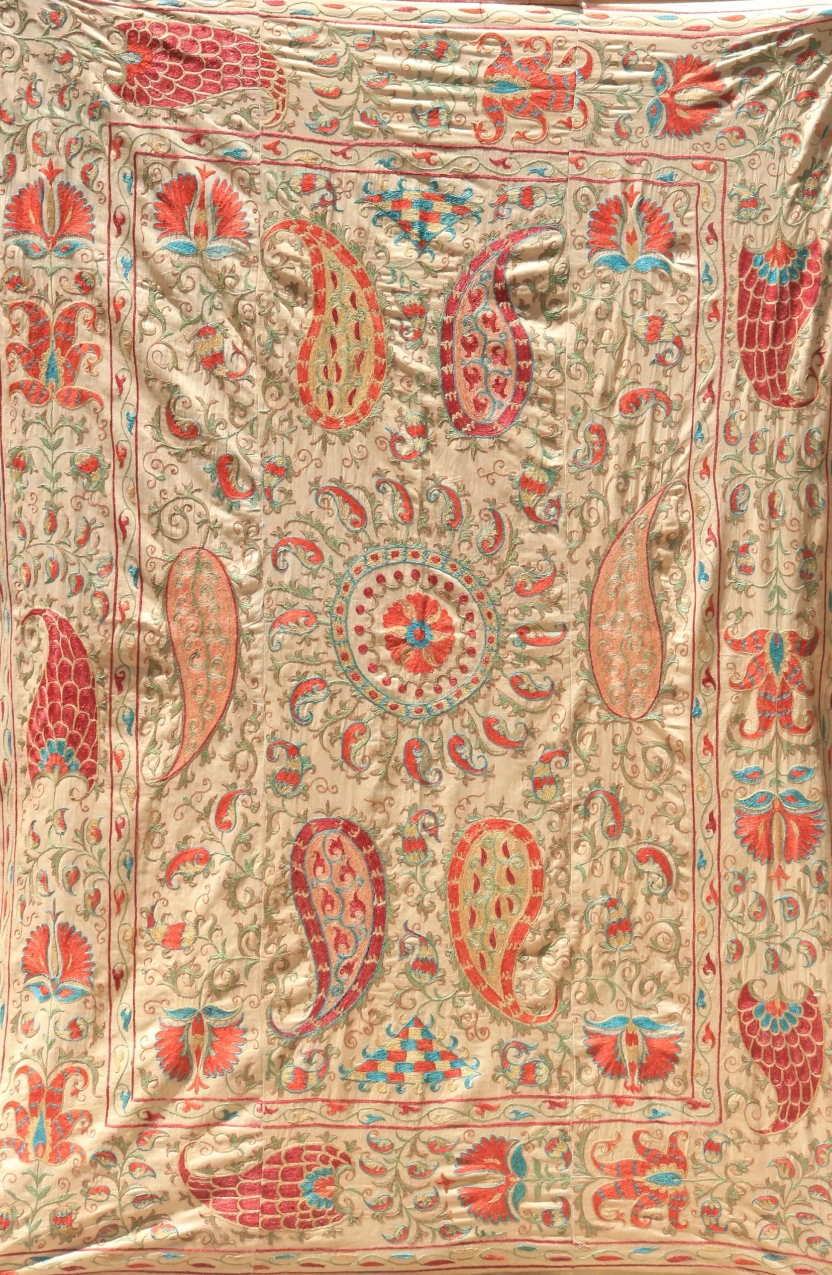 Uzbek handmade embroidery suzani. Bedspread, Bedcover, Wall hanging, Tapestry, Wall decor, Throw, tablecloth.