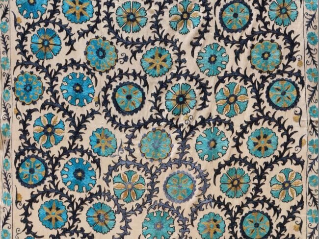 Uzbek handmade embroidery suzani. Bedspread, Bedcover, Wall hanging, Tapestry, Wall decor, Throw, tablecloth.