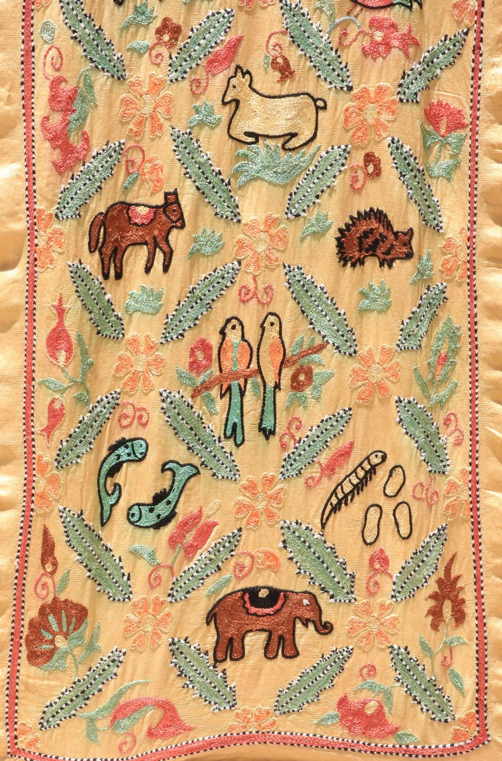 Uzbek handmade embroidery suzani. Bedspread, Bedcover, Wall hanging, Tapestry, Wall decor, Throw, tablecloth.