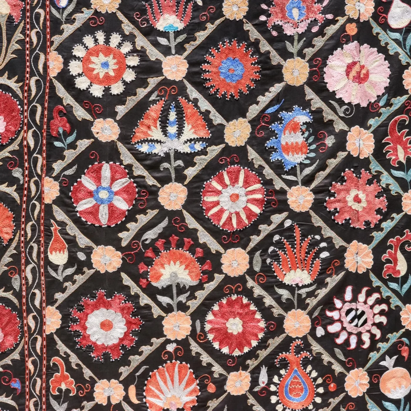 Uzbek handmade embroidery suzani. Bedspread, Bedcover, Wall hanging, Tapestry, Wall decor, Throw, tablecloth.