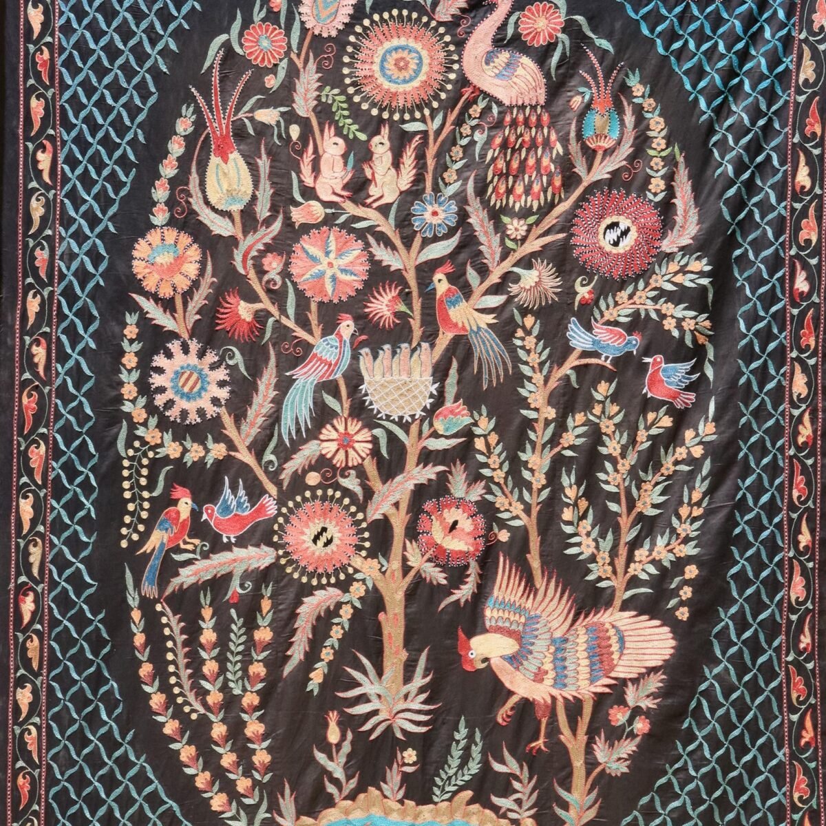 Uzbek handmade embroidery suzani. Bedspread, Bedcover, Wall hanging, Tapestry, Wall decor, Throw, tablecloth.
