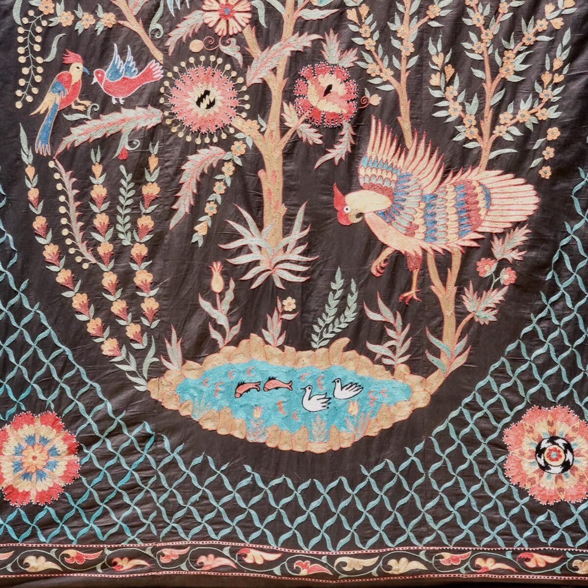 Uzbek handmade embroidery suzani. Bedspread, Bedcover, Wall hanging, Tapestry, Wall decor, Throw, tablecloth.