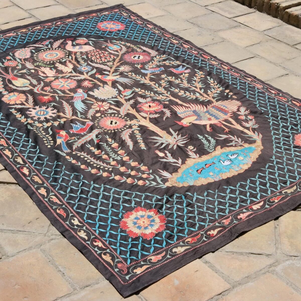 Uzbek handmade embroidery suzani. Bedspread, Bedcover, Wall hanging, Tapestry, Wall decor, Throw, tablecloth.