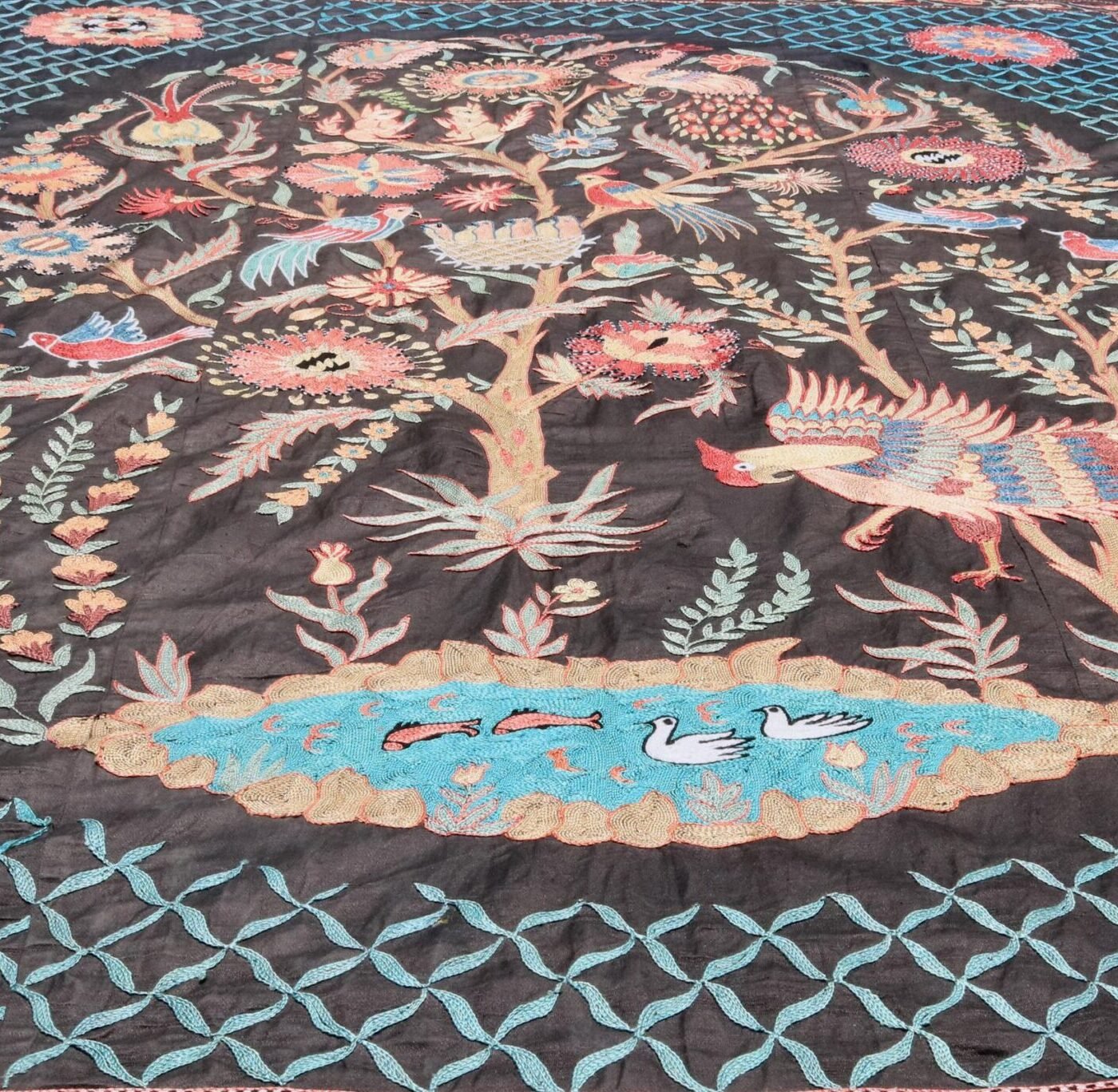 Uzbek handmade embroidery suzani. Bedspread, Bedcover, Wall hanging, Tapestry, Wall decor, Throw, tablecloth.