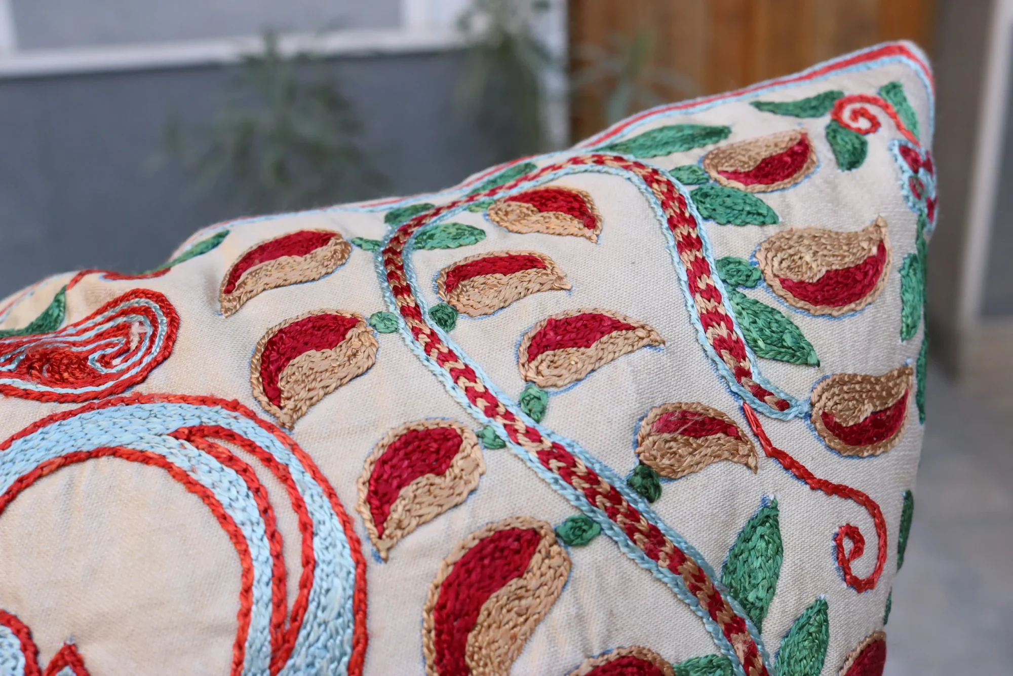 il_fullxfull.2555515380_o8b4 Hand made embroidery pillow cover, Uzbek hand made silk on silk suzani pillow case, Decorative cushion cover