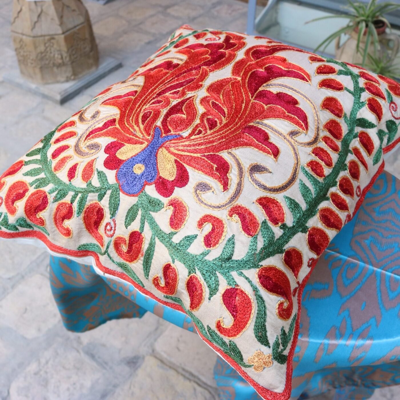 Hand made embroidery pillow cover, Uzbek hand made silk on silk suzani pillow case, Decorative cushion cover