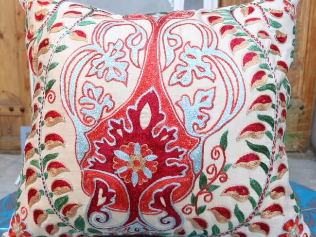 Hand made embroidery pillow cover, Uzbek hand made silk on silk suzani pillow case, Decorative cushion cover