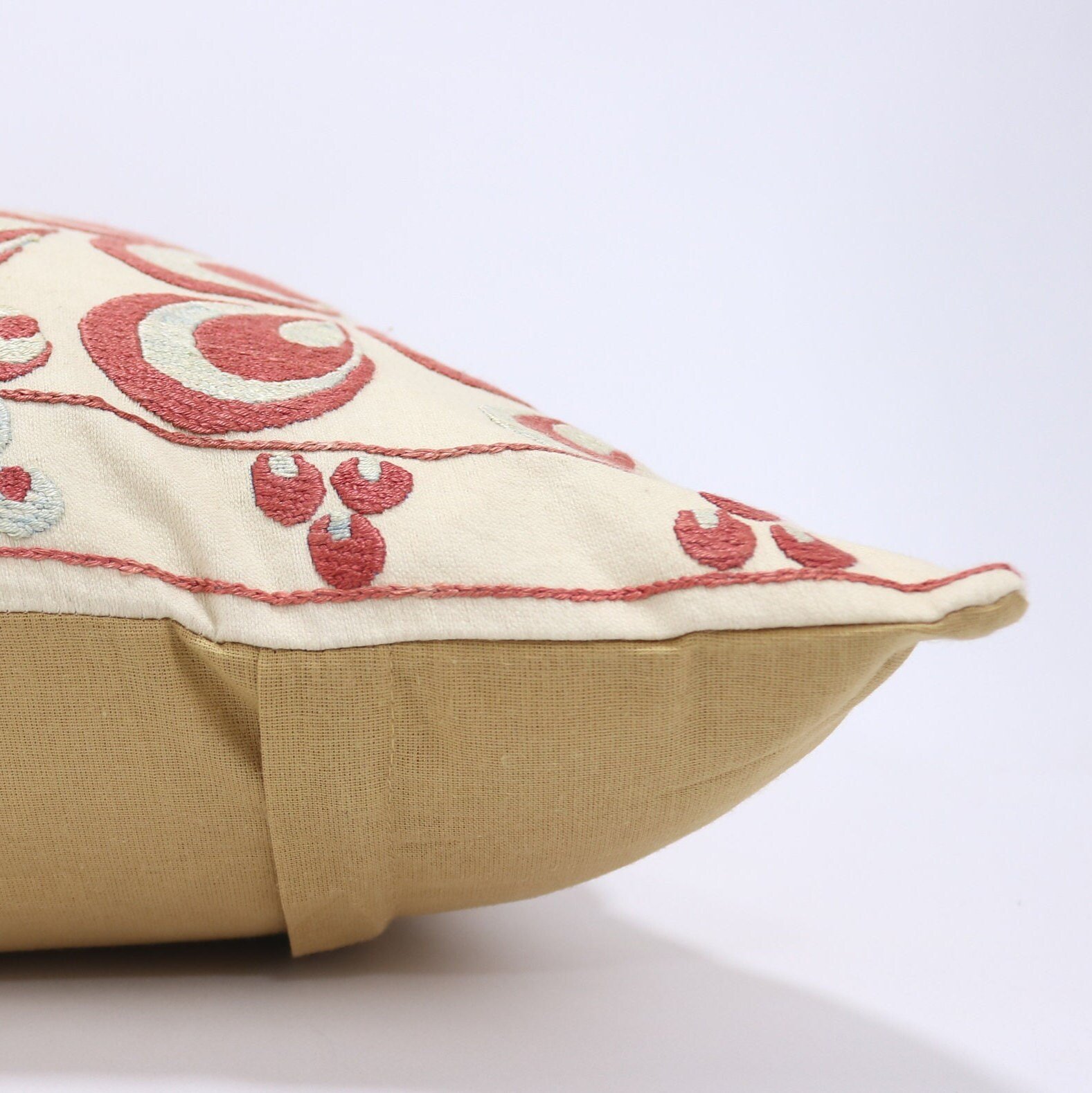 Floral Suzani Pillow Uzbek hand embroidery Suzani Throw Pillow, Suzani Cushion Cover, Suzani Pillow, Boho cushion, Silk Designer Pillow