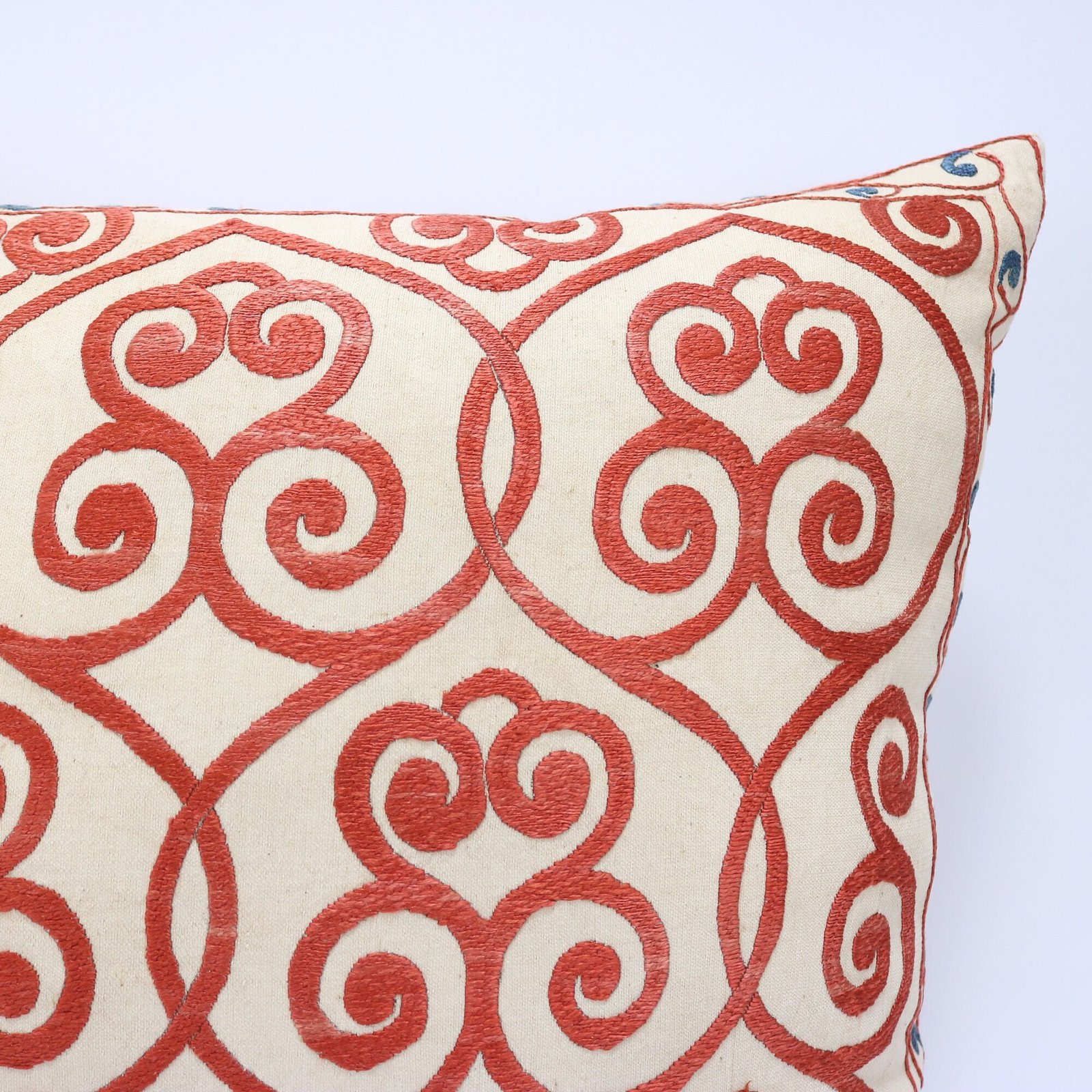 Floral Suzani Pillow Uzbek hand embroidery Suzani Throw Pillow, Suzani Cushion Cover, Suzani Pillow, Boho cushion, Silk Designer Pillow