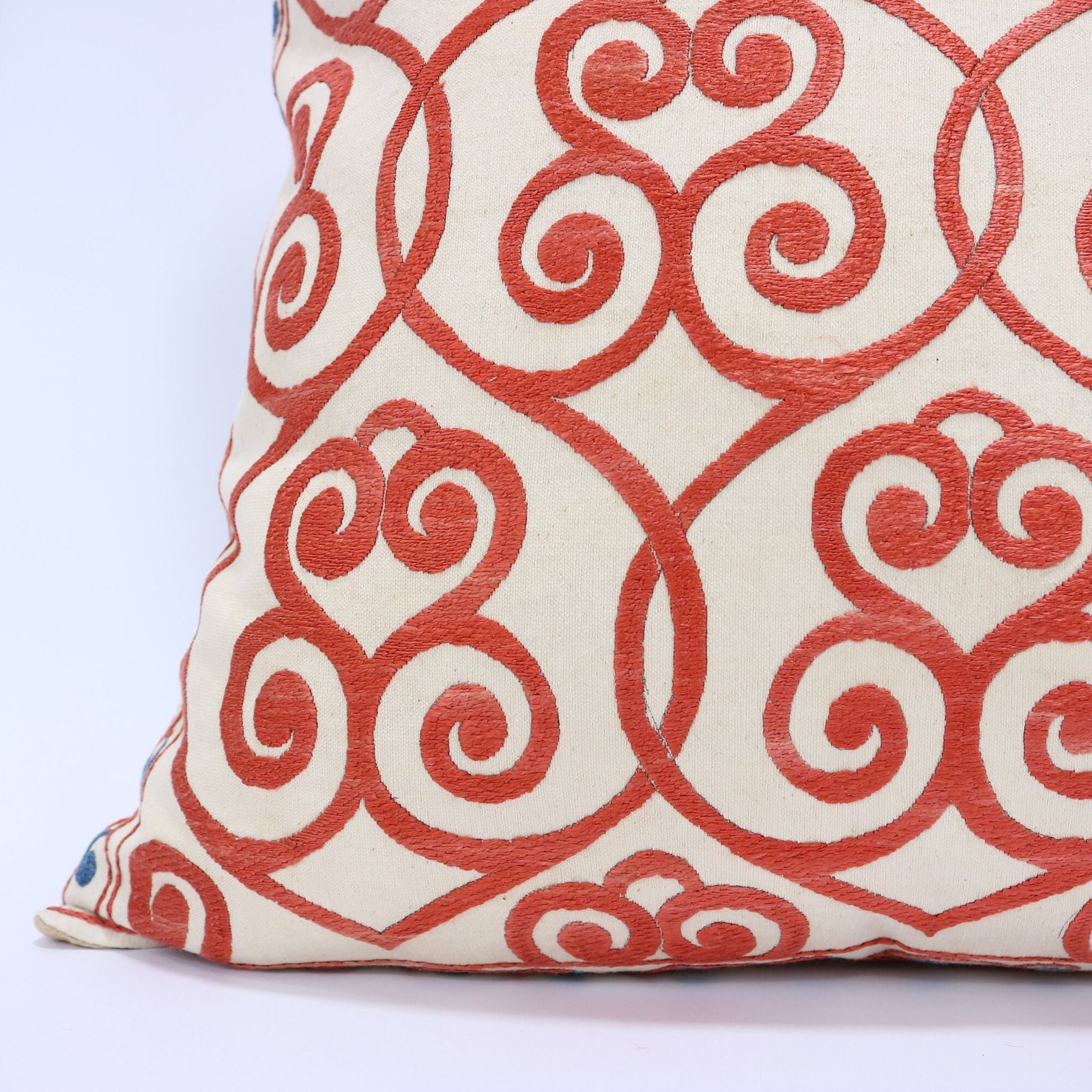 Floral Suzani Pillow Uzbek hand embroidery Suzani Throw Pillow, Suzani Cushion Cover, Suzani Pillow, Boho cushion, Silk Designer Pillow