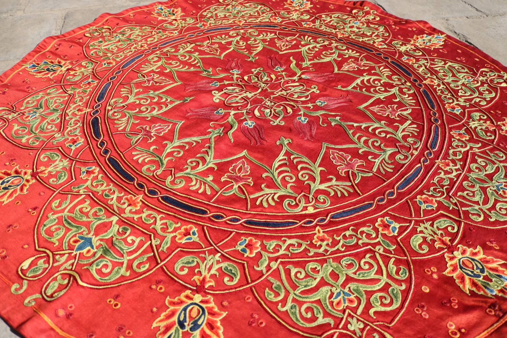 Circle Tablecloth Suzani Decor, Uzbek Silk hand embroidery, Round Table Covering Suzani, Suzani Wall Hanging, Wall Decor fabric, Home decor