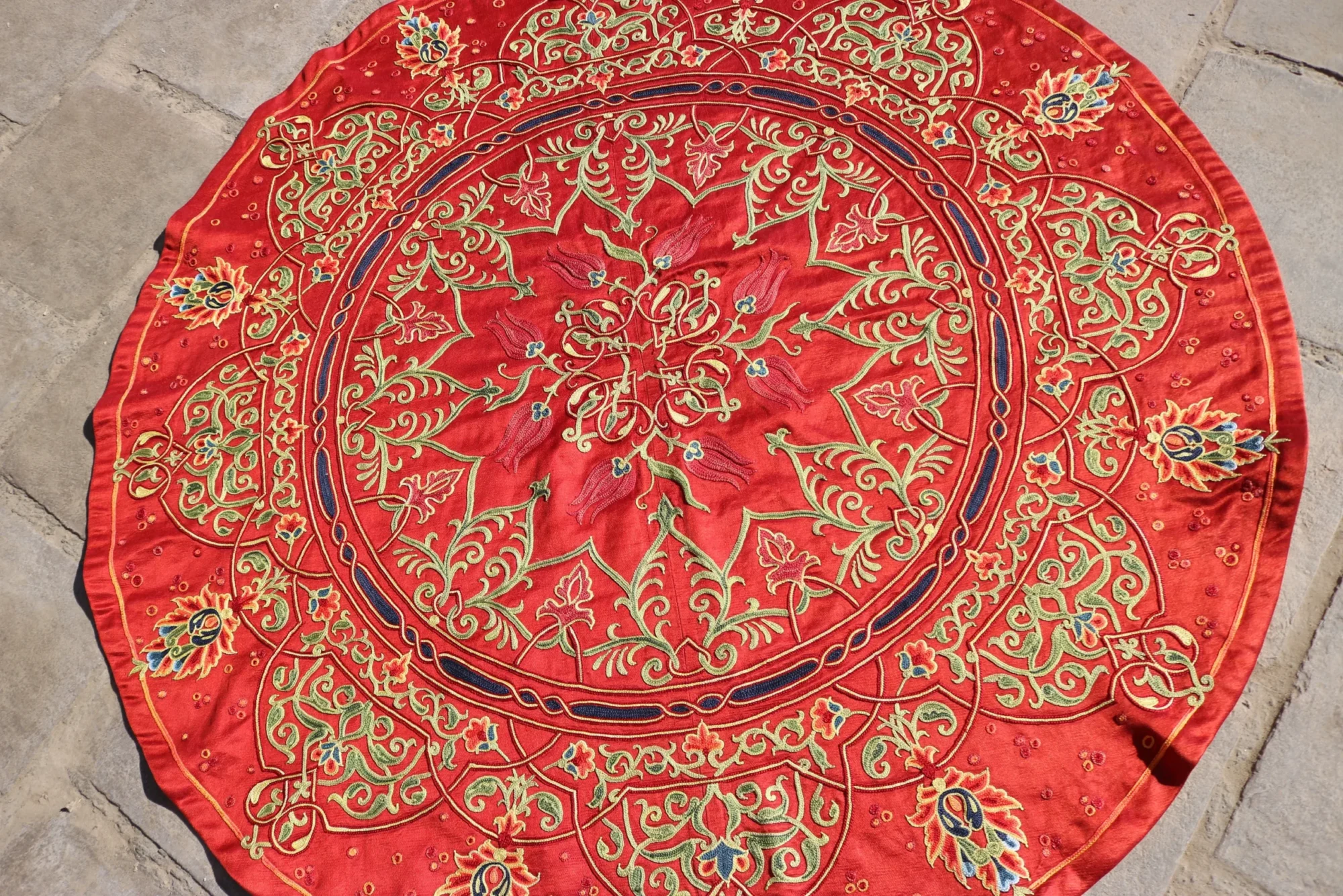 Circle Tablecloth Suzani Decor, Uzbek Silk hand embroidery, Round Table Covering Suzani, Suzani Wall Hanging, Wall Decor fabric, Home decor
