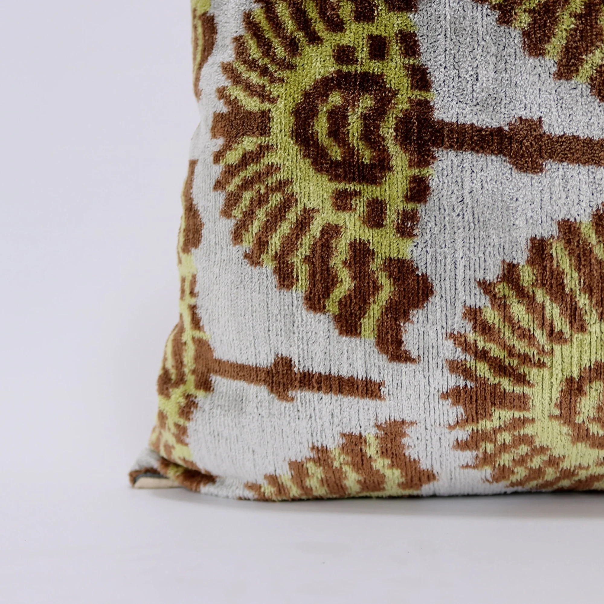 Velvet ikat pillow, Velvet Ikat cushion, Pillow cover, Decorative pillow, Handmade pillow, Throw pillow, Velvet pillow, Home Decor Cushion