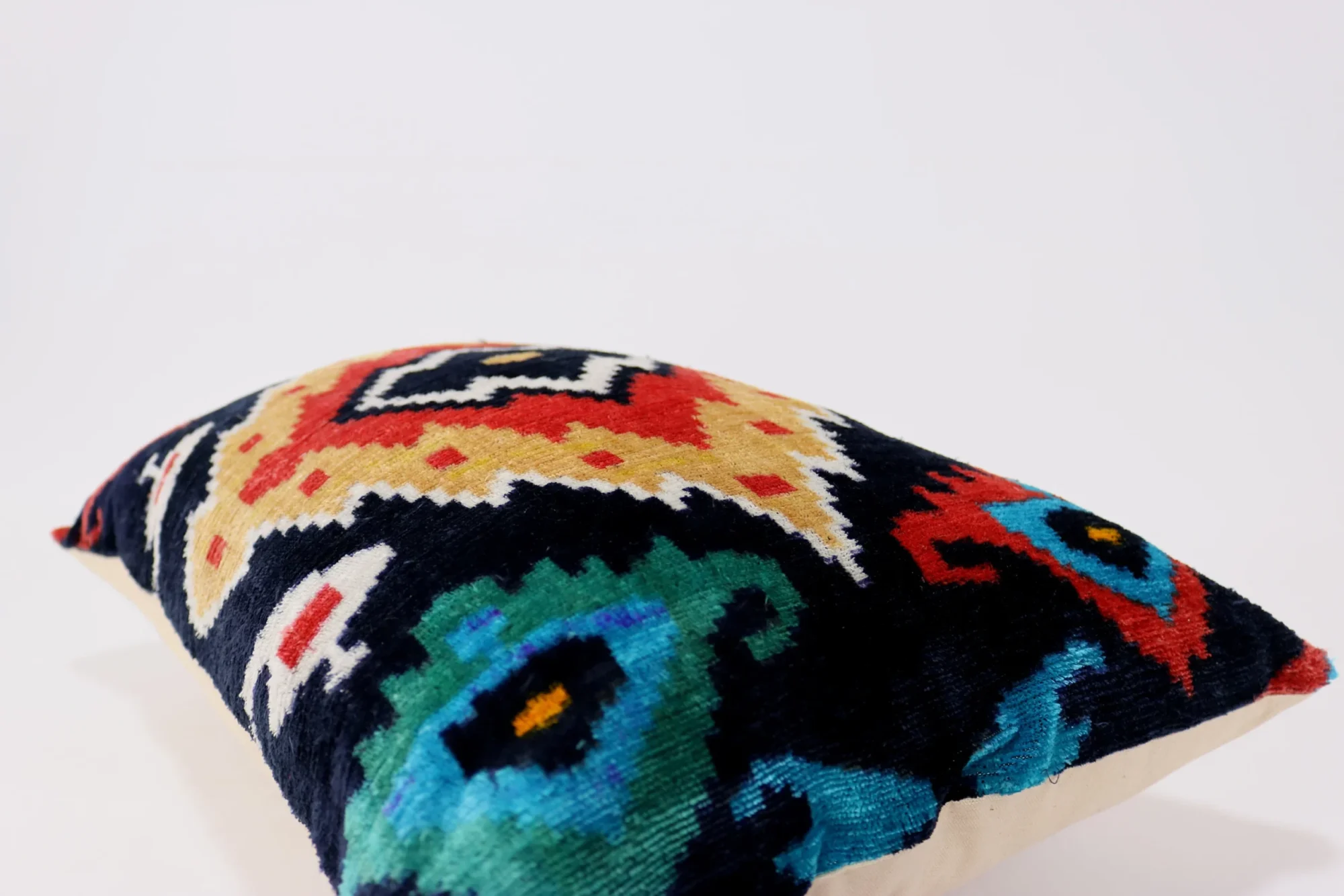 Velvet ikat pillow, Velvet Ikat cushion, Pillow cover, Decorative pillow, Handmade pillow, Throw pillow, Velvet pillow, Home Decor Cushion