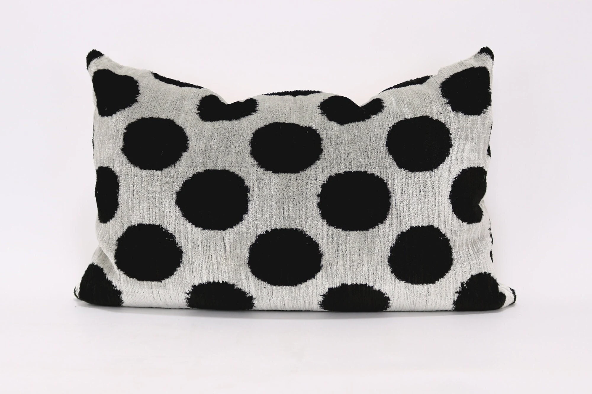 Velvet ikat pillow, Velvet Ikat cushion, Pillow cover, Decorative pillow, Handmade pillow, Throw pillow, Velvet pillow, Home Decor Cushion