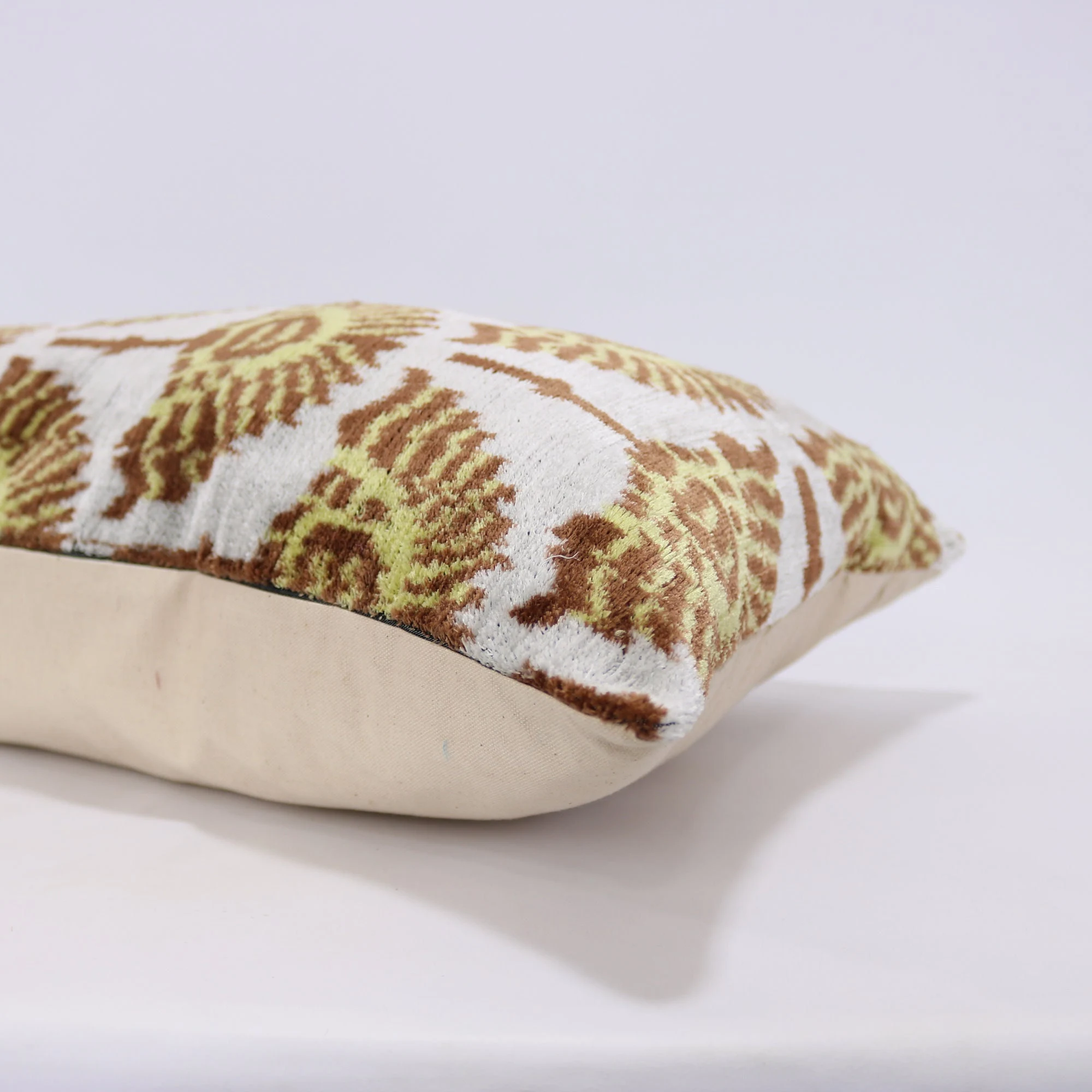 Velvet ikat pillow, Velvet Ikat cushion, Pillow cover, Decorative pillow, Handmade pillow, Throw pillow, Velvet pillow, Home Decor Cushion