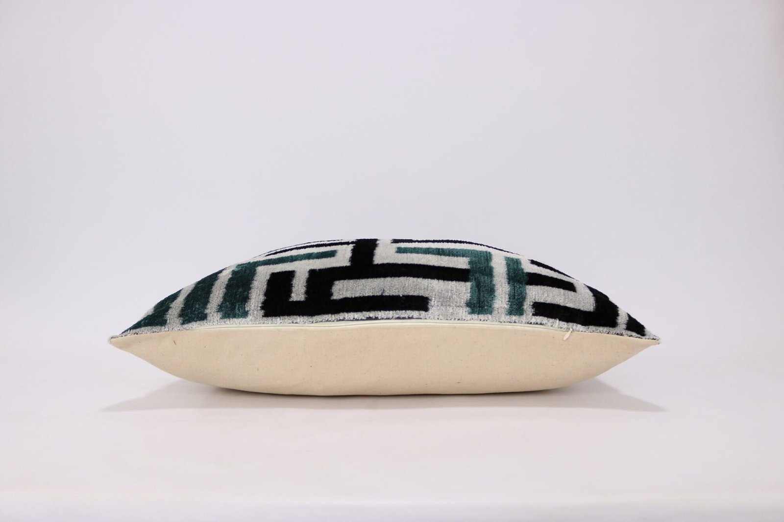 Velvet ikat pillow, Velvet Ikat cushion, Pillow cover, Decorative pillow, Handmade pillow, Throw pillow, Velvet pillow, Home Decor Cushion