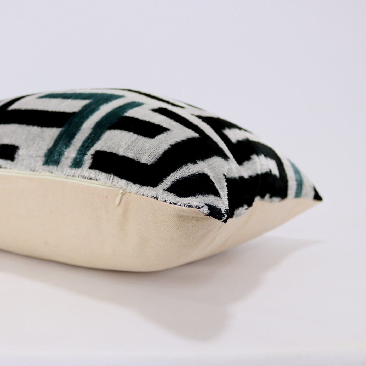 Velvet ikat pillow, Velvet Ikat cushion, Pillow cover, Decorative pillow, Handmade pillow, Throw pillow, Velvet pillow, Home Decor Cushion