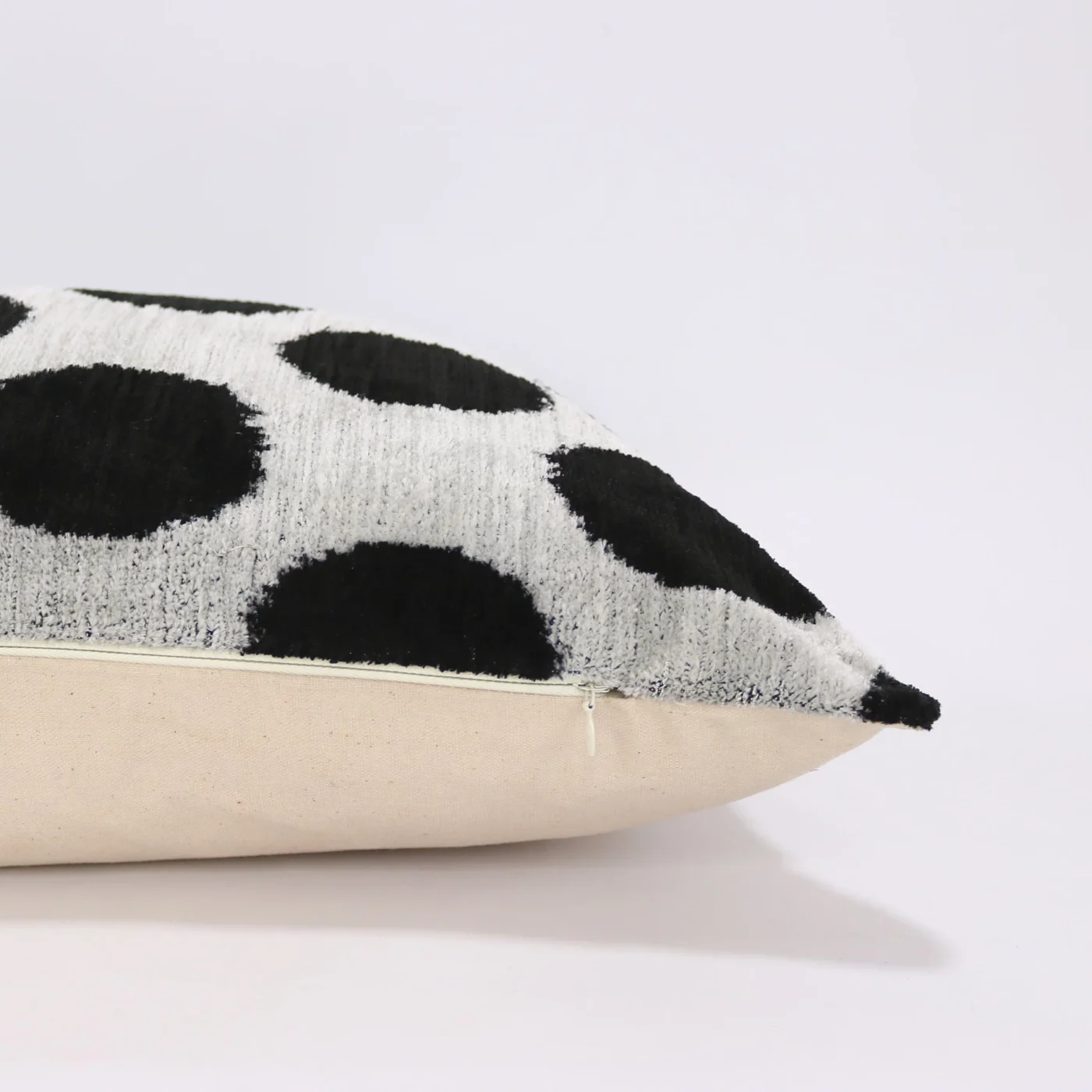 Velvet ikat pillow, Velvet Ikat cushion, Pillow cover, Decorative pillow, Handmade pillow, Throw pillow, Velvet pillow, Home Decor Cushion