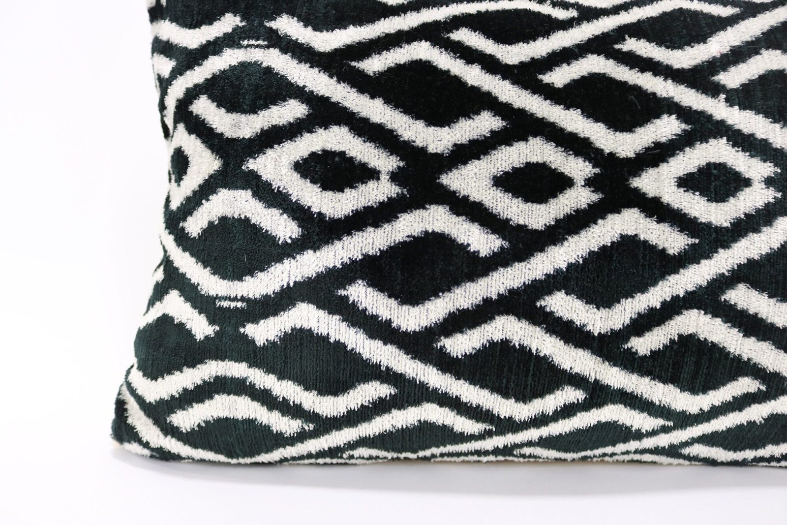 Black and white Velvet ikat pillow, Velvet cushion, Decorative pillow, Handmade pillow, Throw pillow, Velvet pillow, Home Decor Cushion
