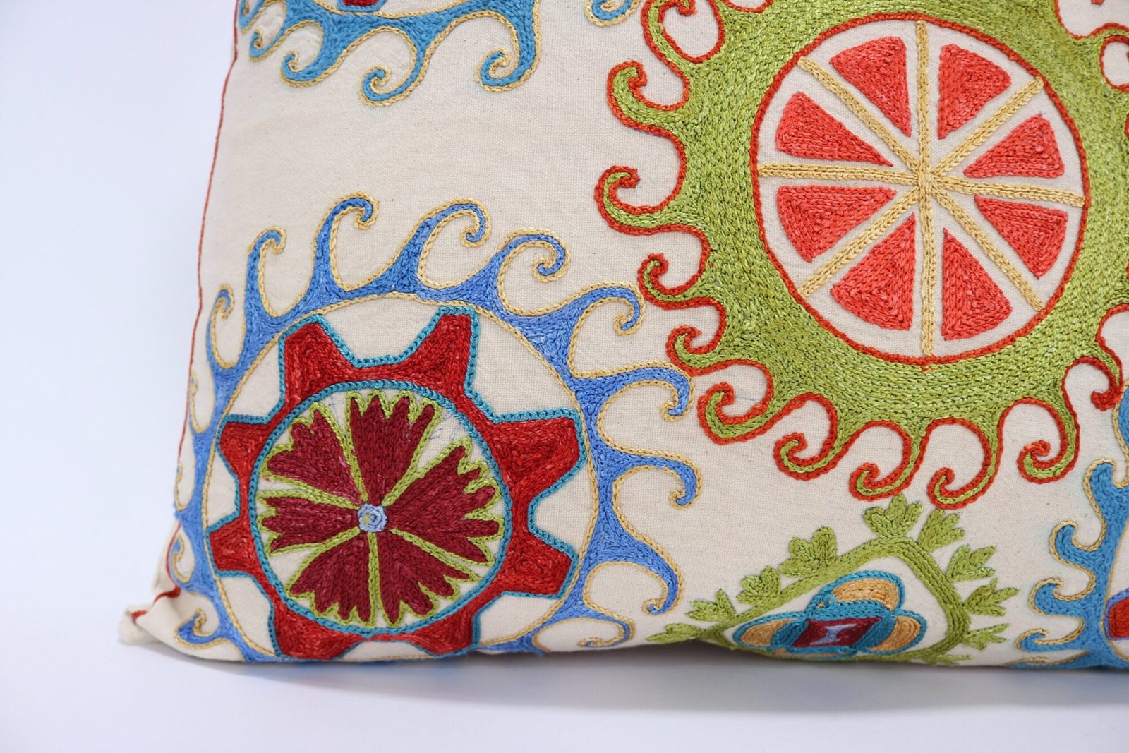 Lumbar Suzani Boho Pillow Uzbek Silk Embroidery, Suzani Throw Pillow, Suzani Cushion Cover, Suzani Pillow Cover,Decorotive pillow, Best Sale