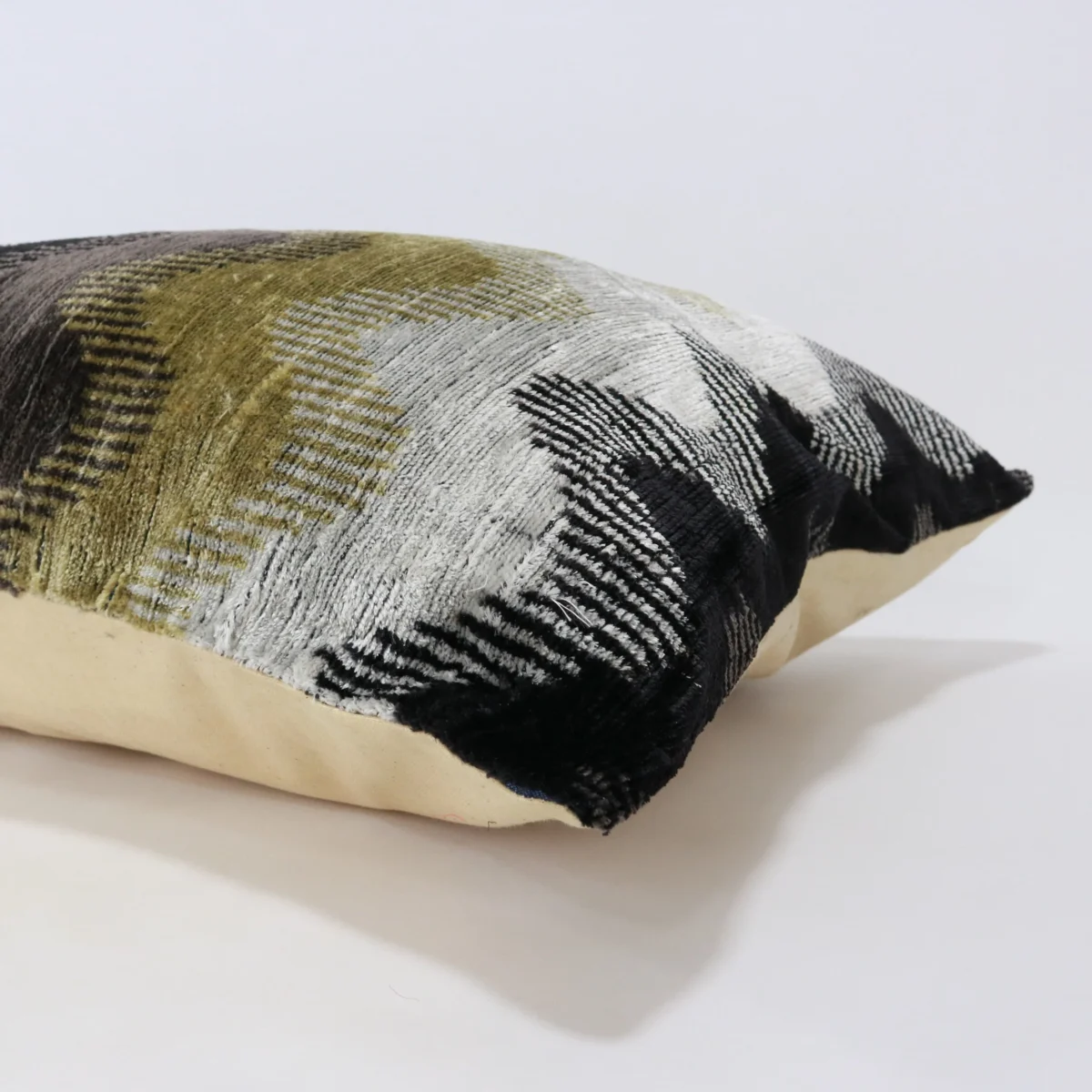 Organic silk velvet pillow, Ikat cushion, Accent decorative pillow, Velvet ikat pillow, Throw pillow, Ikat pillow case, Home decor pillow