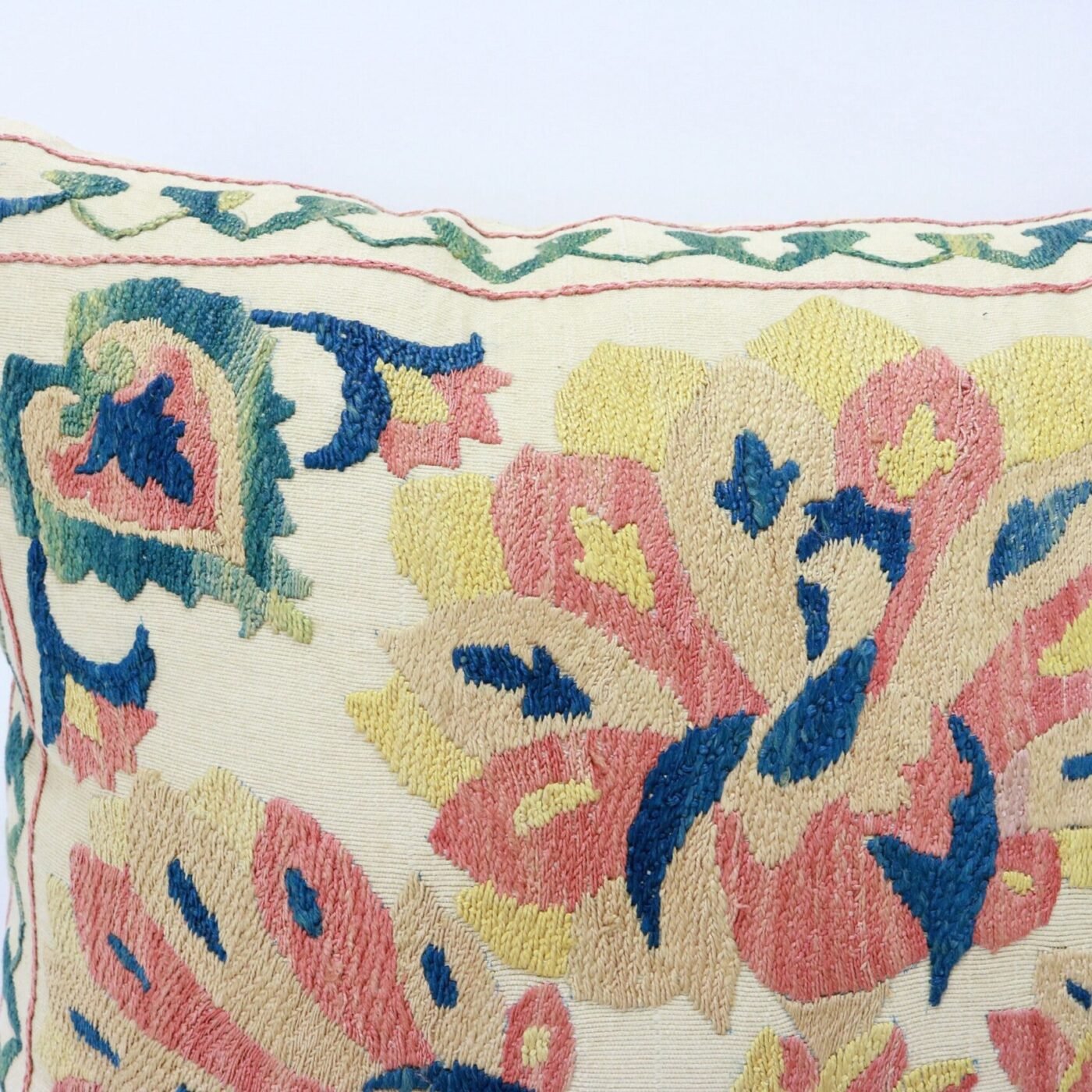 Suzani Pillow, Suzani Cushion, Red Suzani Decorative Pillow Cover, Square Eurosham Pillow Cover, Accent Pillow, Throw Pillow, Pillow Cover