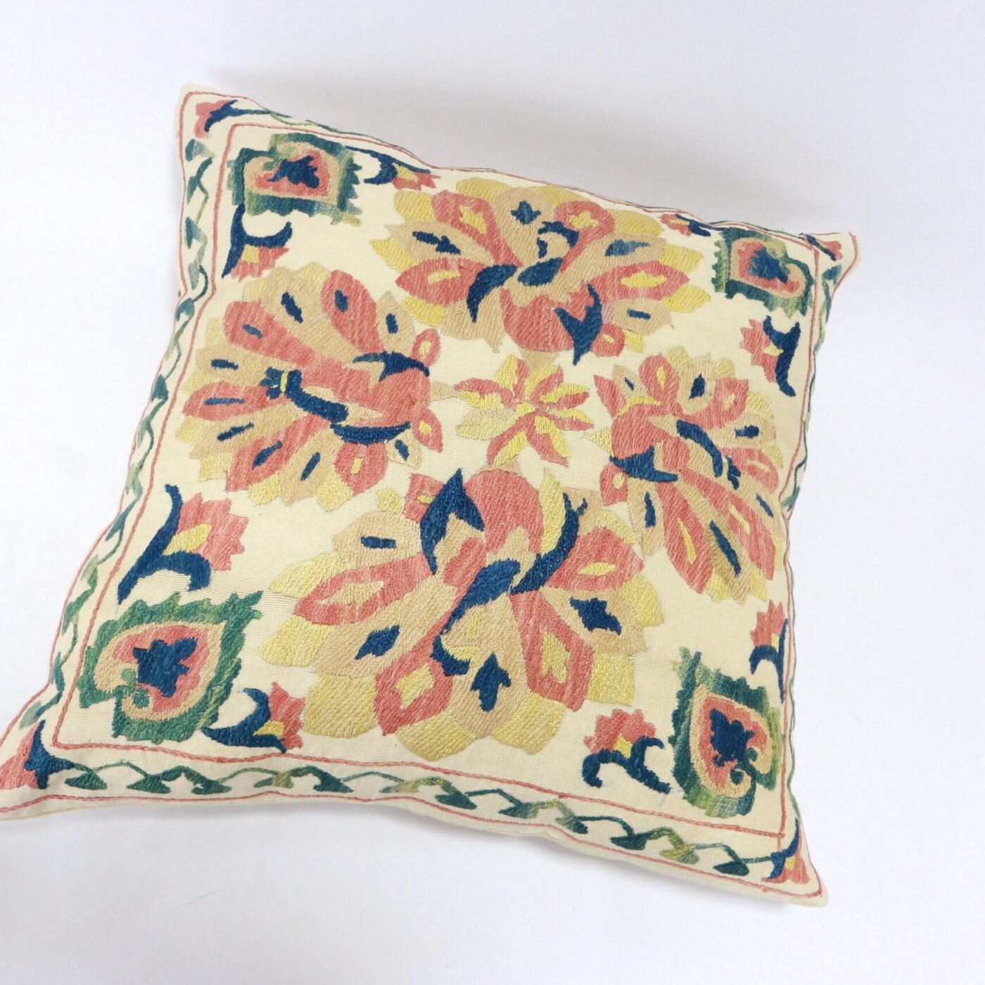 Suzani Pillow, Suzani Cushion, Red Suzani Decorative Pillow Cover, Square Eurosham Pillow Cover, Accent Pillow, Throw Pillow, Pillow Cover