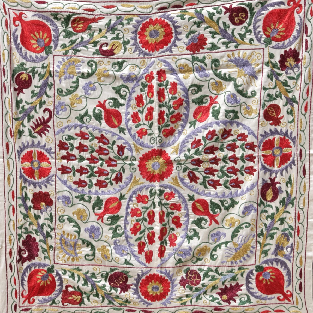 Silk Suzani Clasic Uzbek embroidery,Suzani Fabric Suzani Wall Hanging, Bedspread, Bed cover, Wall hanging, Wall Decor fabric, Tablecloth