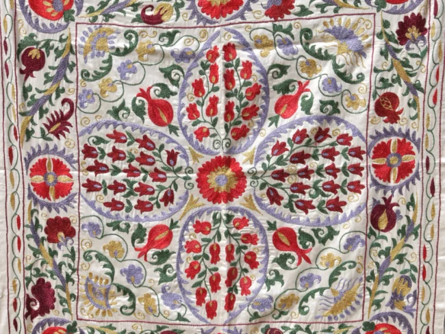 Silk Suzani Clasic Uzbek embroidery,Suzani Fabric Suzani Wall Hanging, Bedspread, Bed cover, Wall hanging, Wall Decor fabric, Tablecloth
