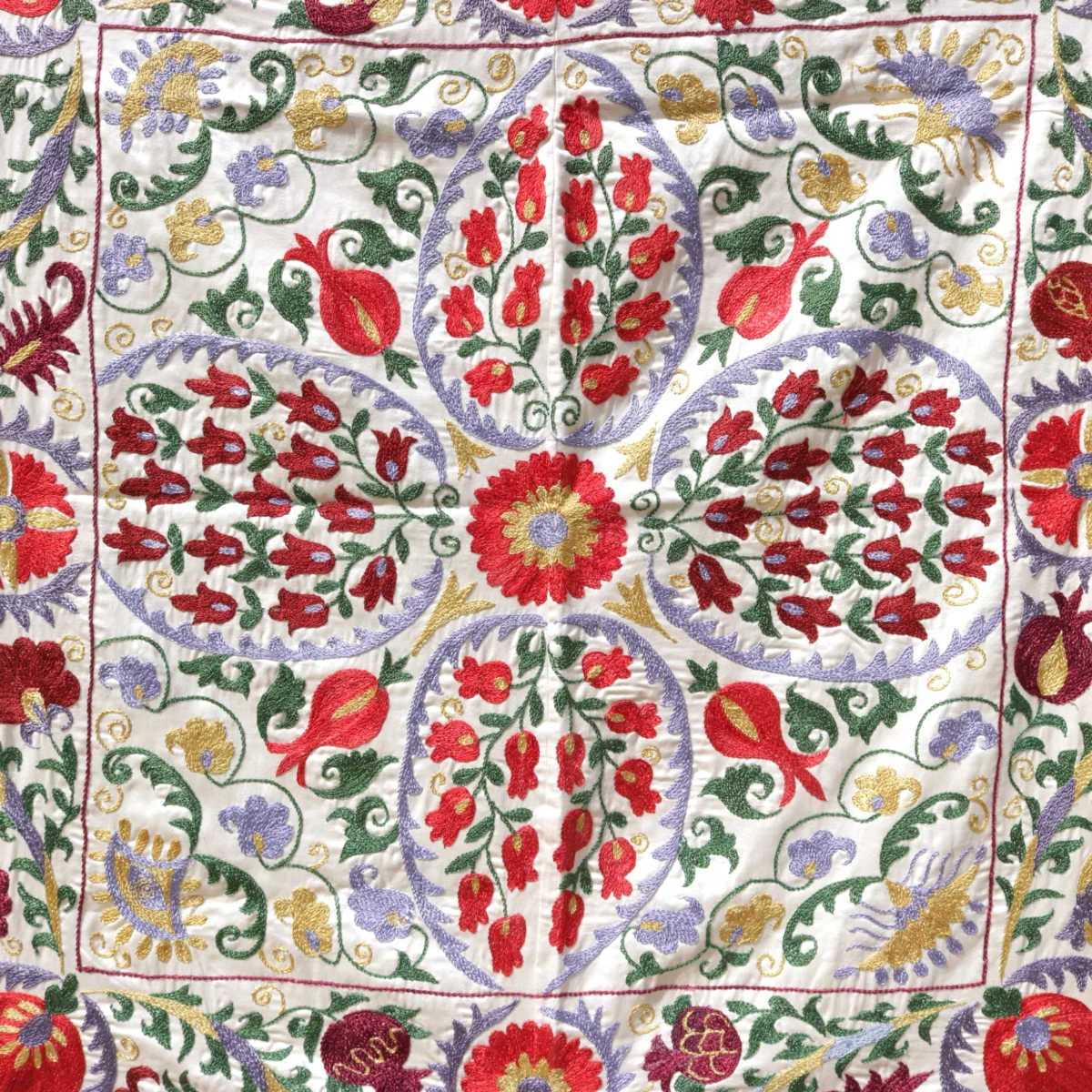 Silk Suzani Clasic Uzbek embroidery,Suzani Fabric Suzani Wall Hanging, Bedspread, Bed cover, Wall hanging, Wall Decor fabric, Tablecloth