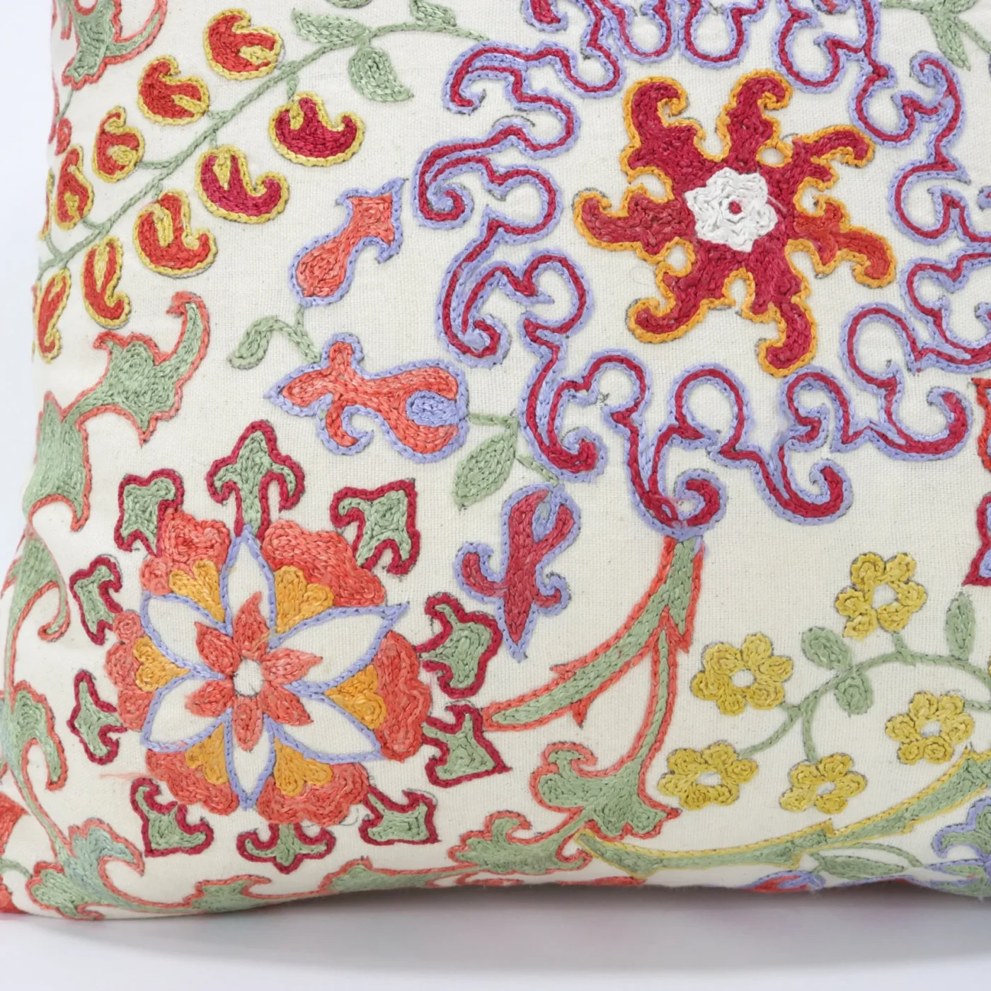 Floral Suzani Pillow Uzbek hand embroidery Suzani Throw Pillow, Suzani Cushion Cover, Suzani Pillow, Boho cushion, Silk Designer Pillow