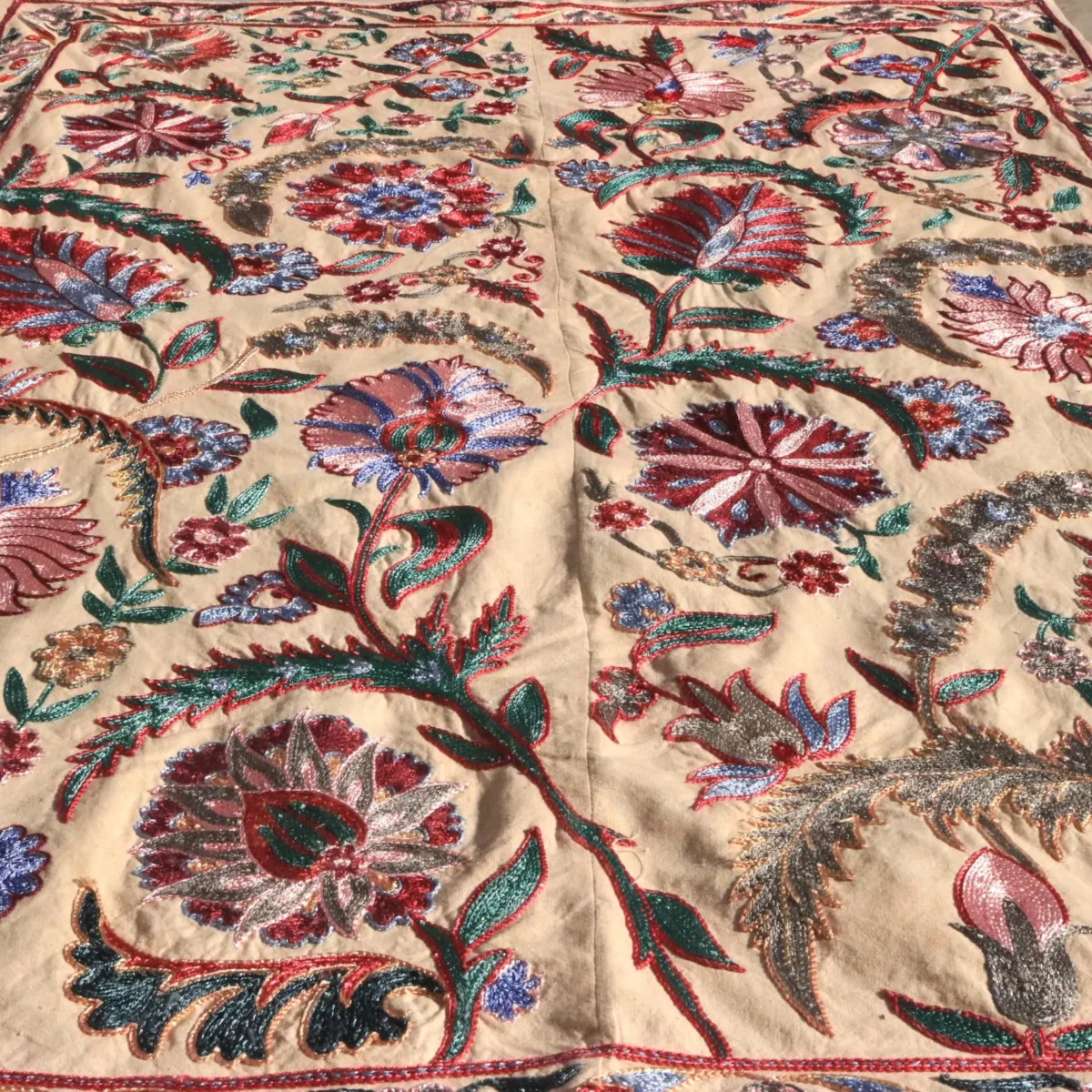 Uzbek handmade embroidery suzani. Bedspread, Bedcover, Wall hanging, Tapestry, Wall decor, Throw, tablecloth.