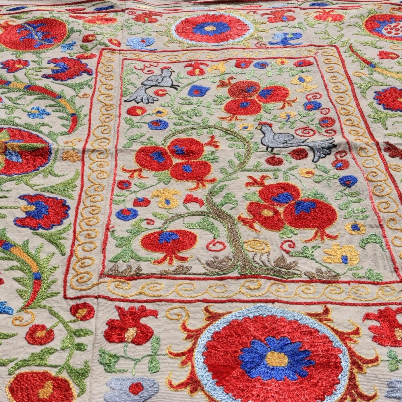 Uzbek handmade embroidery suzani. Bedspread, Bedcover, Wall hanging, Tapestry, Wall decor, Throw, tablecloth.