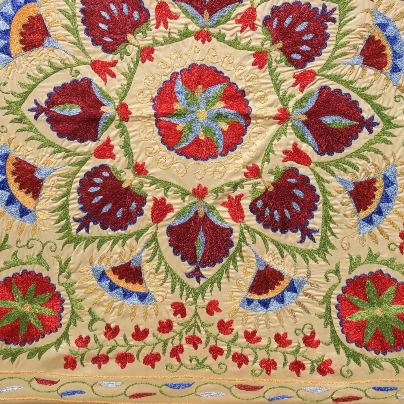 Uzbek handmade embroidery suzani. Bedspread, Bedcover, Wall hanging, Tapestry, Wall decor, Throw, tablecloth.
