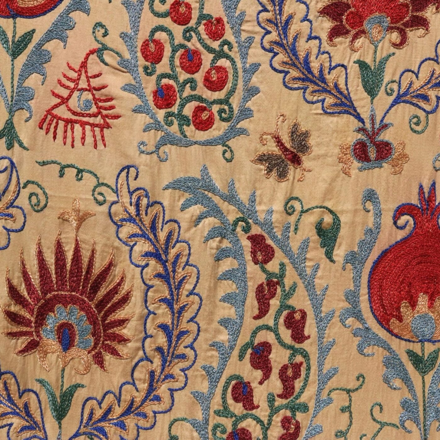 Uzbek handmade embroidery suzani. Bedspread, Bedcover, Wall hanging, Tapestry, Wall decor, Throw, tablecloth.