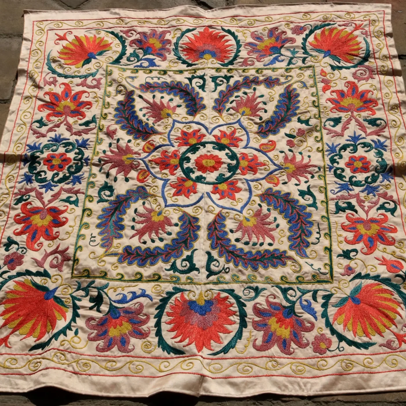 Uzbek handmade embroidery suzani. Bedspread, Bedcover, Wall hanging, Tapestry, Wall decor, Throw, tablecloth.