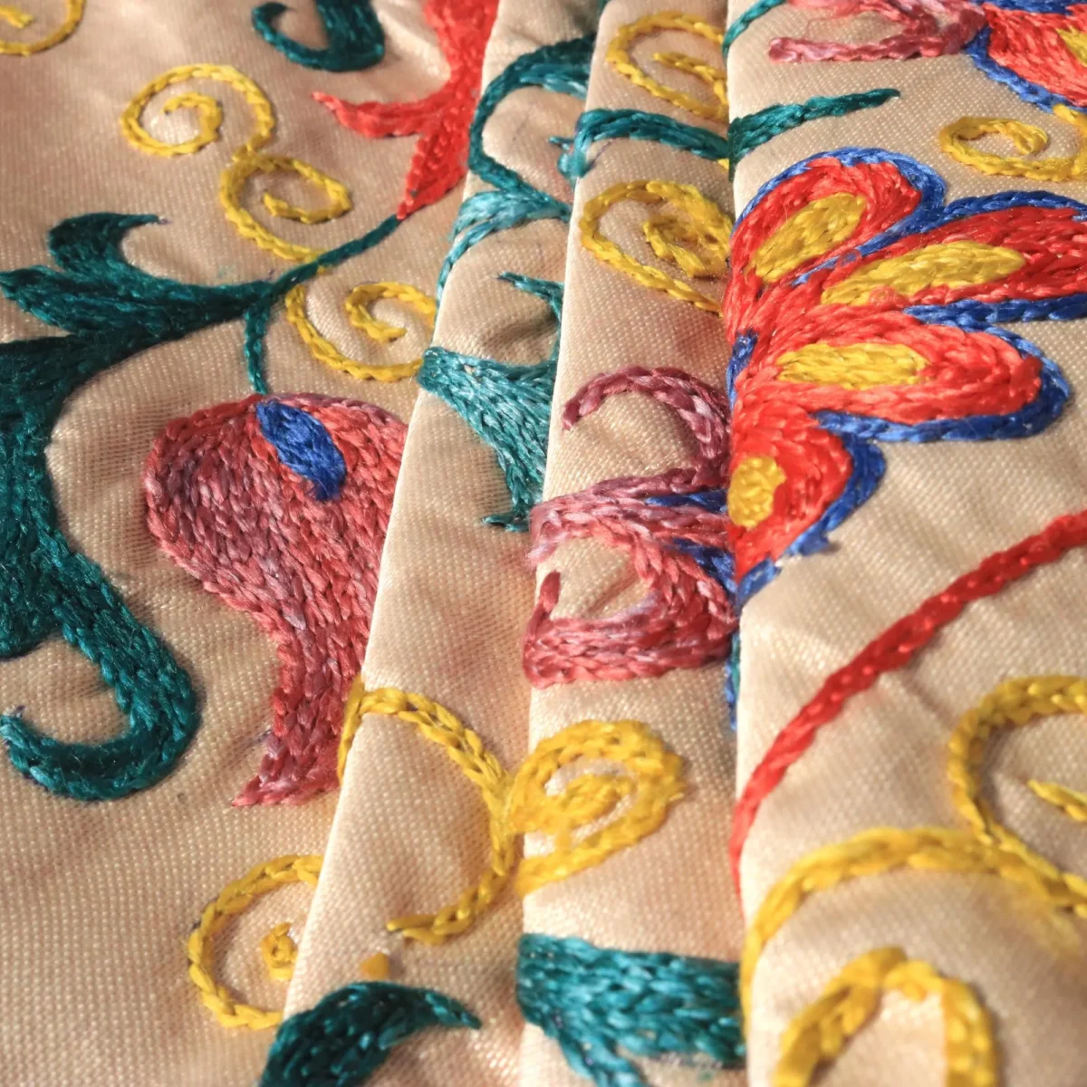 Uzbek handmade embroidery suzani. Bedspread, Bedcover, Wall hanging, Tapestry, Wall decor, Throw, tablecloth.