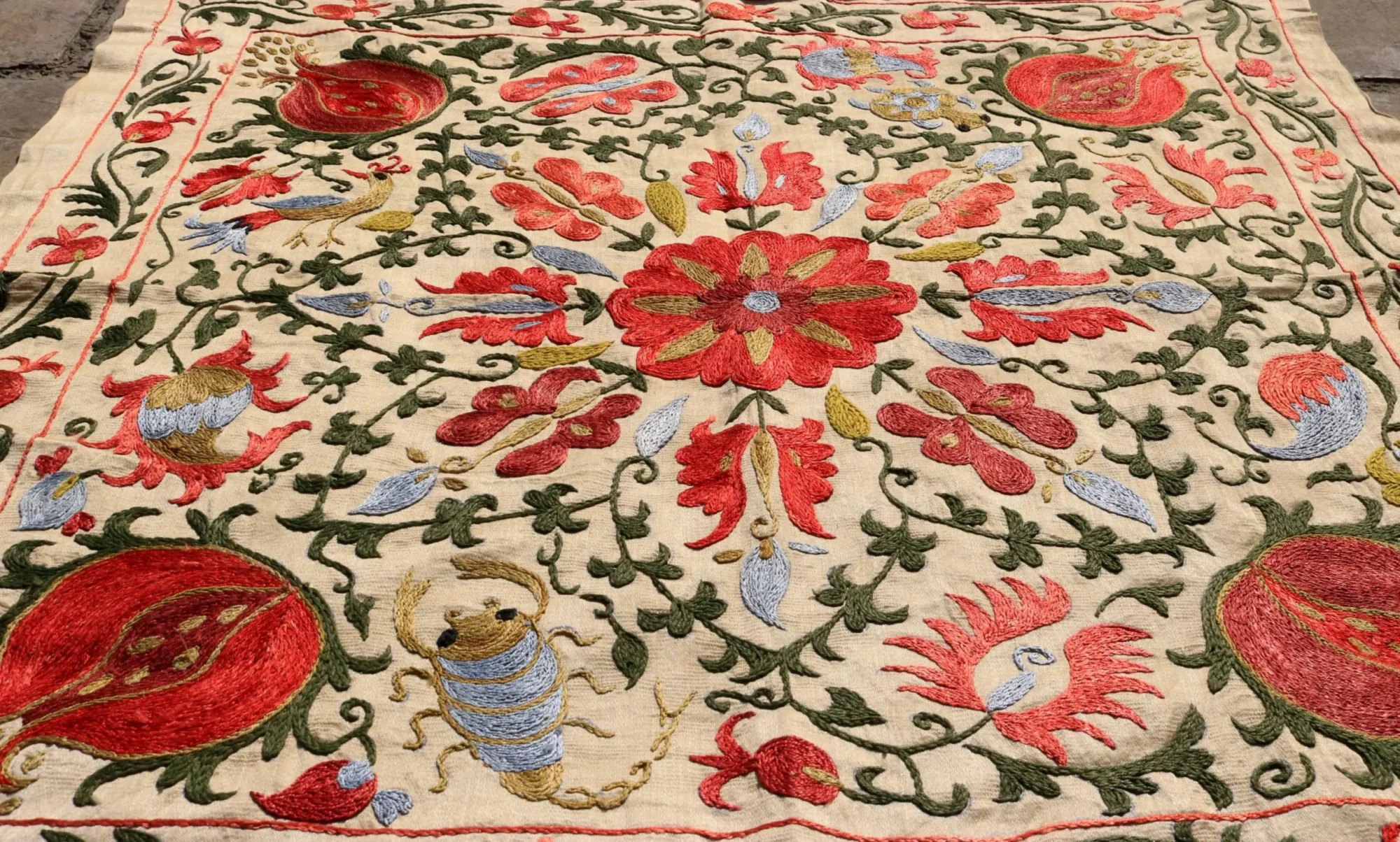 Uzbek handmade embroidery suzani. Bedspread, Bedcover, Wall hanging, Tapestry, Wall decor, Throw, tablecloth.