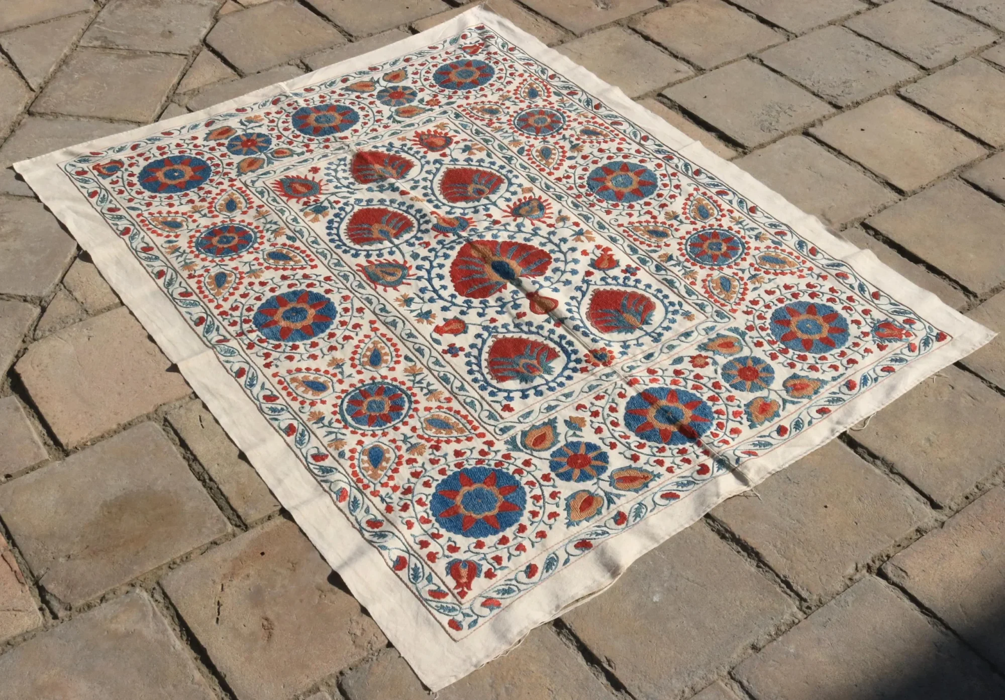 il_fullxfull.6658012921_hexq Uzbek handmade embroidery suzani. Bedspread, Bedcover, Wall hanging, Tapestry, Wall decor, Throw, tablecloth.