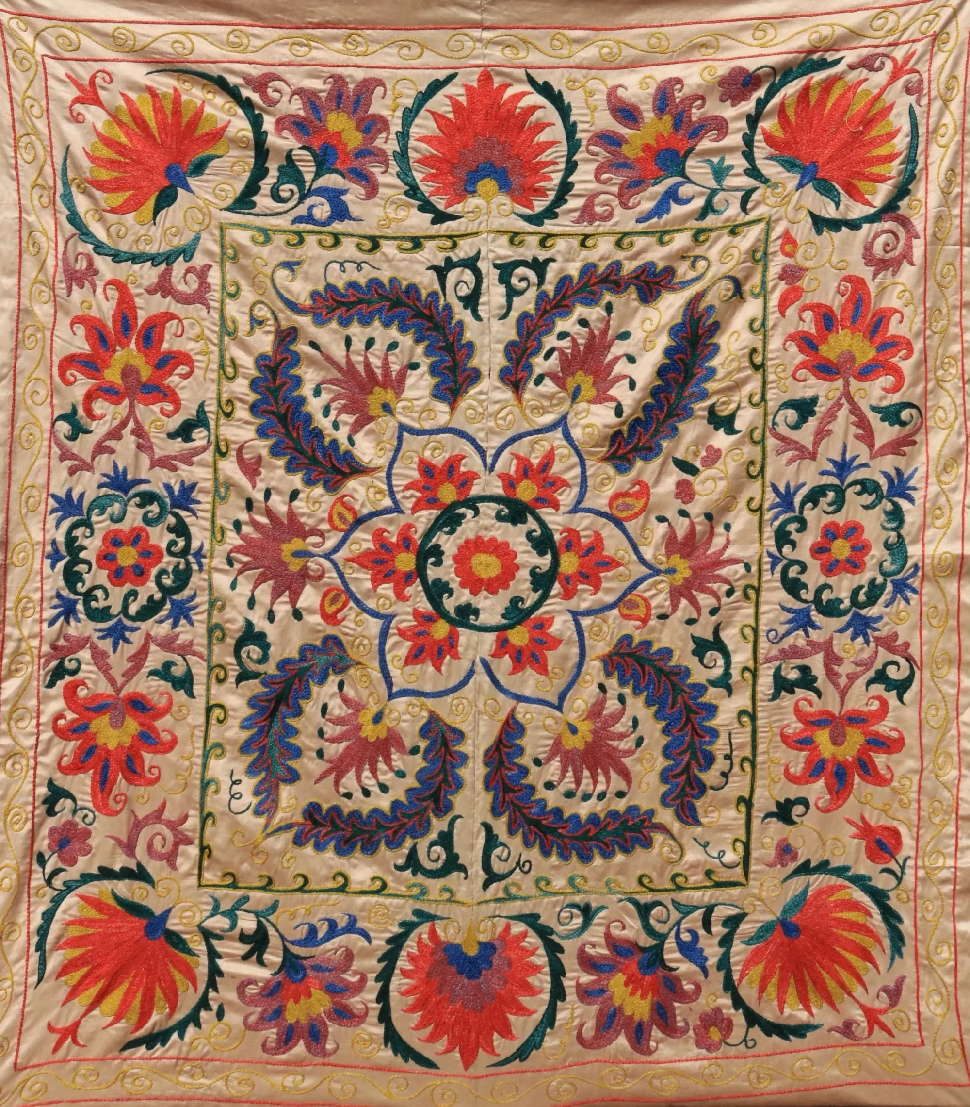 Uzbek handmade embroidery suzani. Bedspread, Bedcover, Wall hanging, Tapestry, Wall decor, Throw, tablecloth.