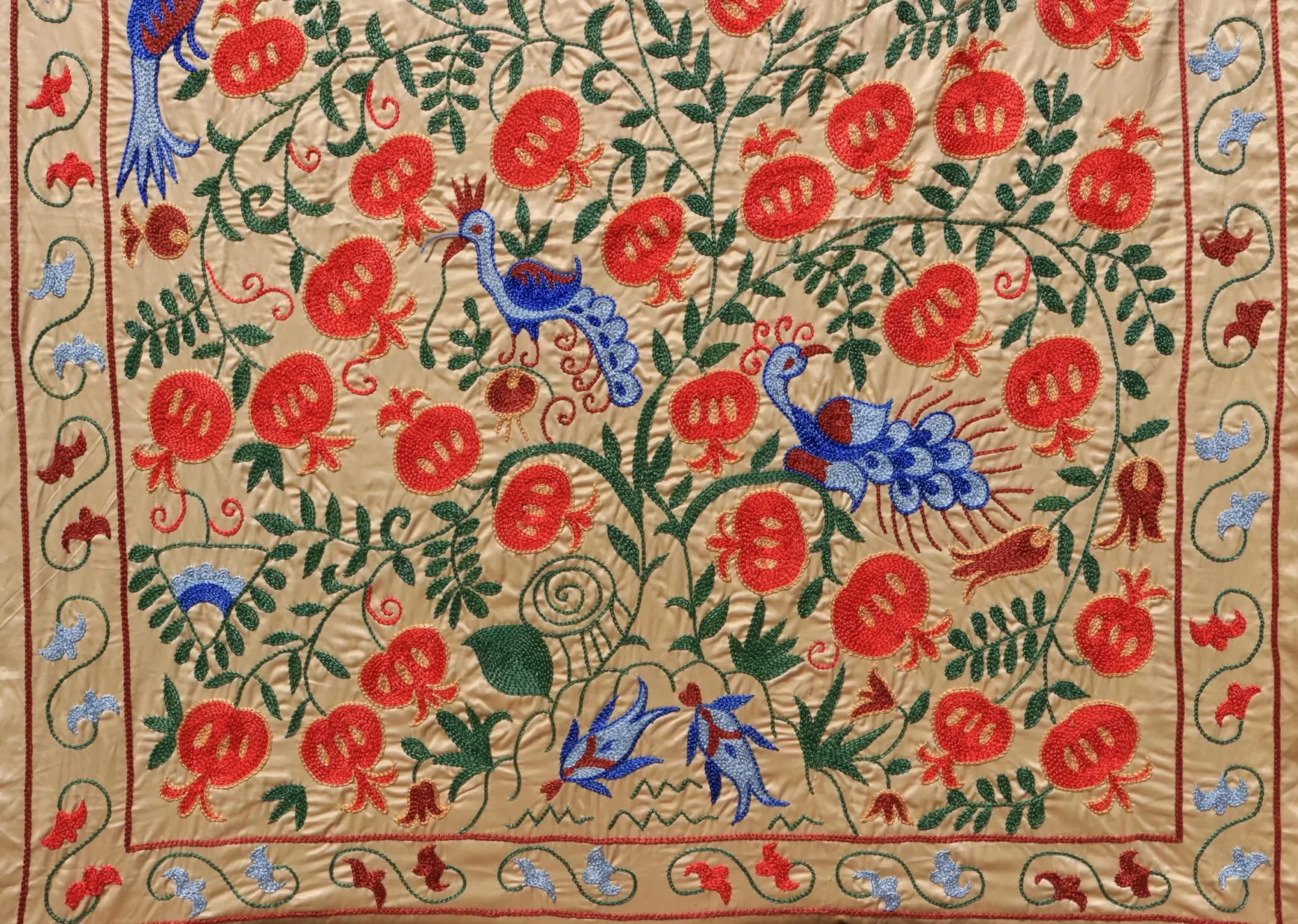 Uzbek handmade embroidery suzani. Bedspread, Bedcover, Wall hanging, Tapestry, Wall decor, Throw, tablecloth.