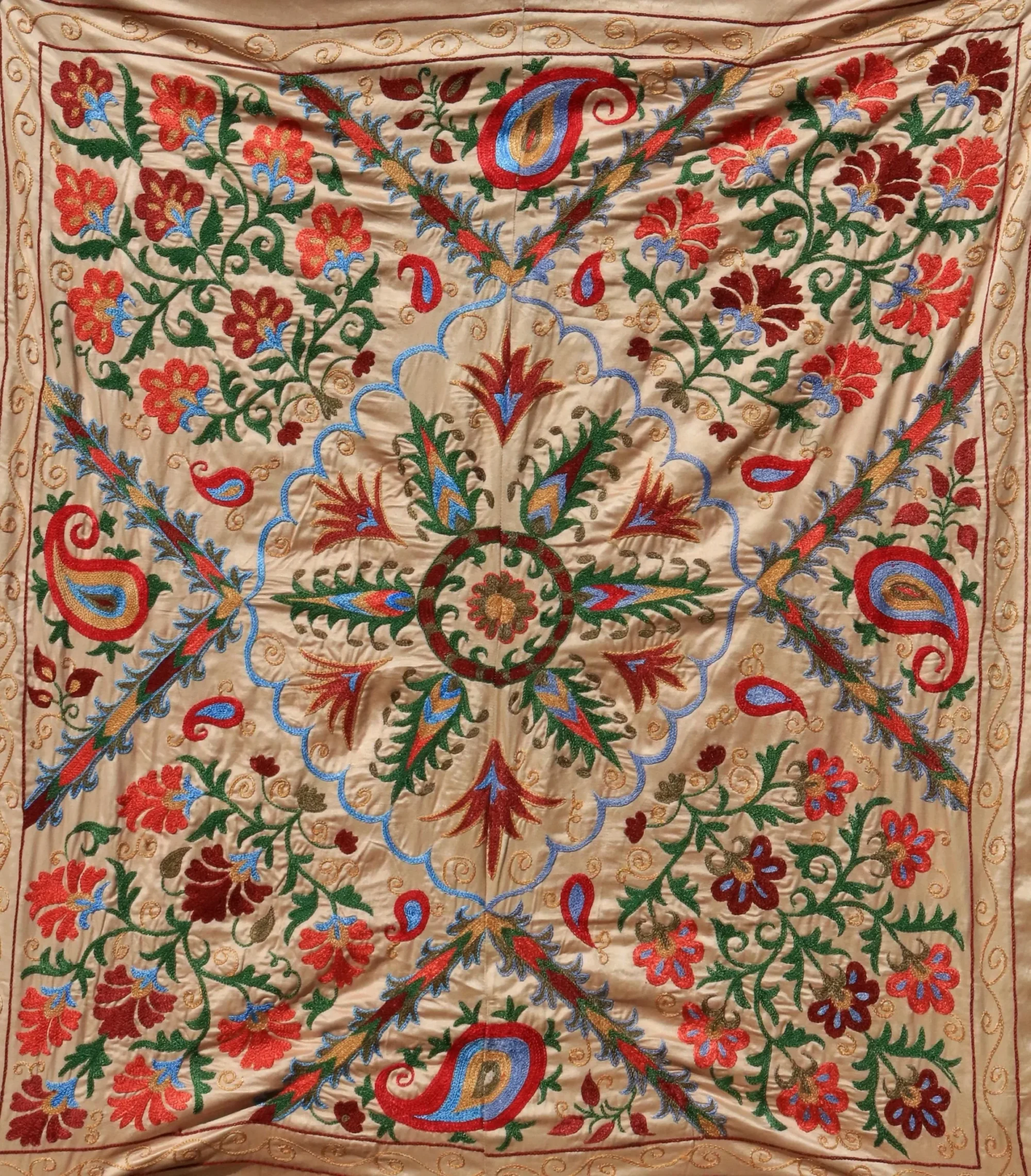 Uzbek handmade embroidery suzani. Bedspread, Bedcover, Wall hanging, Tapestry, Wall decor, Throw, tablecloth.