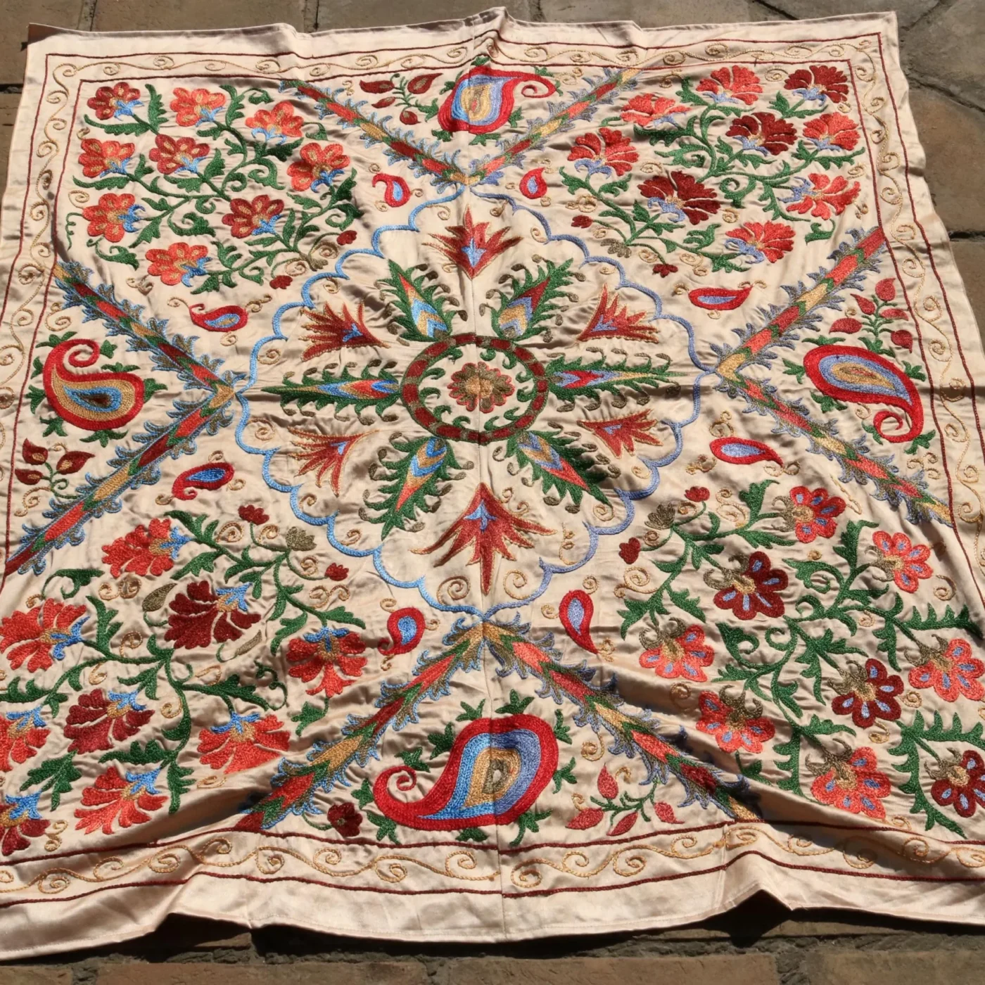 Uzbek handmade embroidery suzani. Bedspread, Bedcover, Wall hanging, Tapestry, Wall decor, Throw, tablecloth.